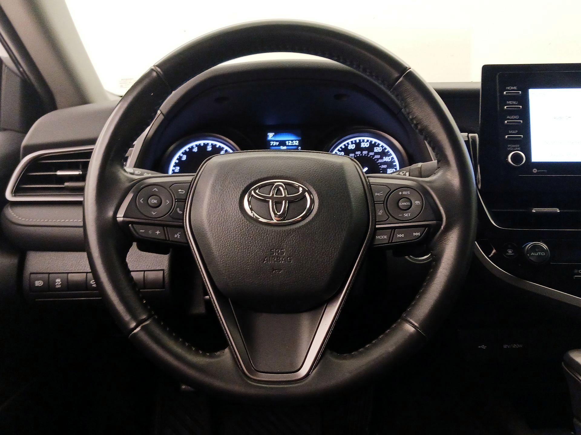 Thumbnail: 2024 Toyota Camry - 10