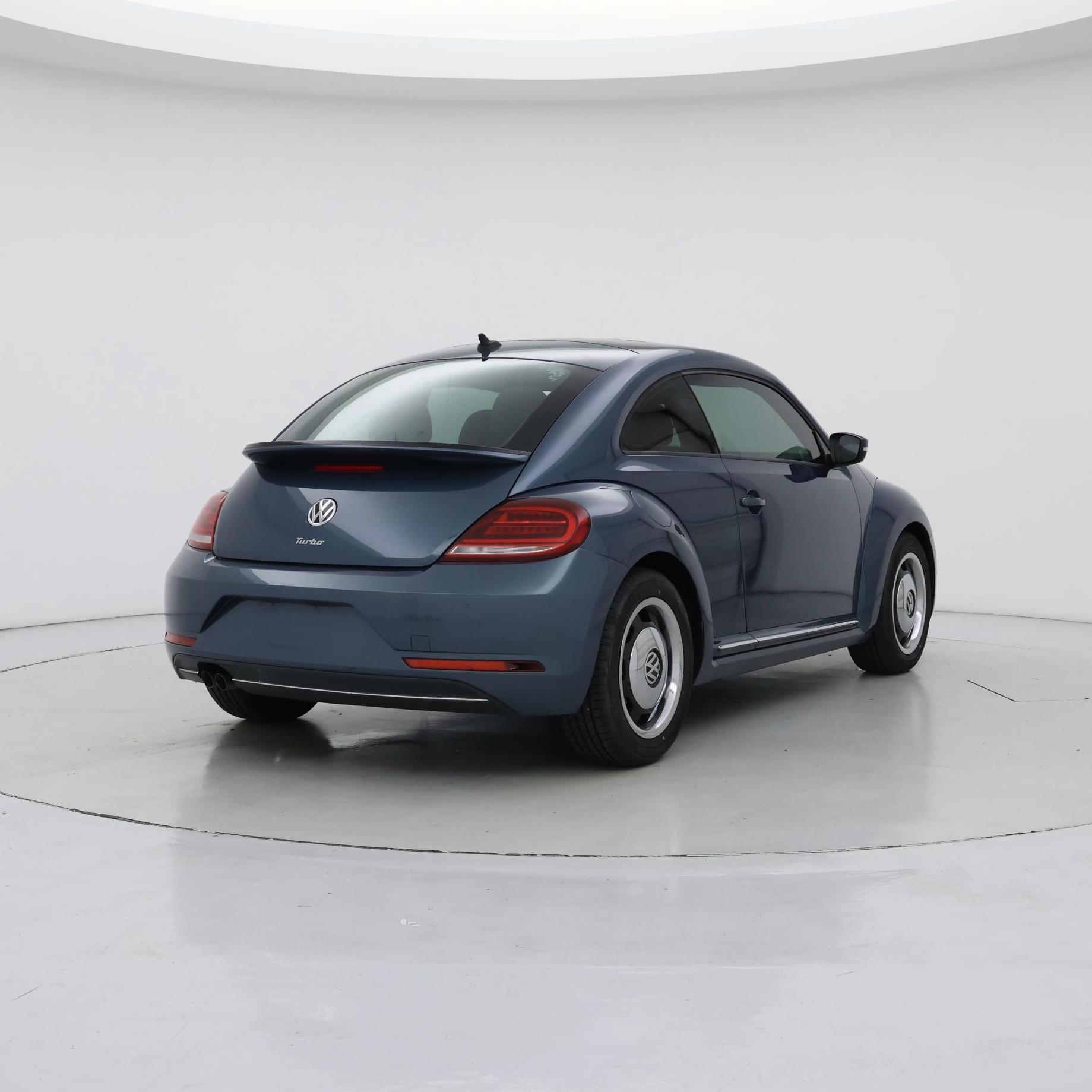 Thumbnail: 2018 Volkswagen Beetle - 8