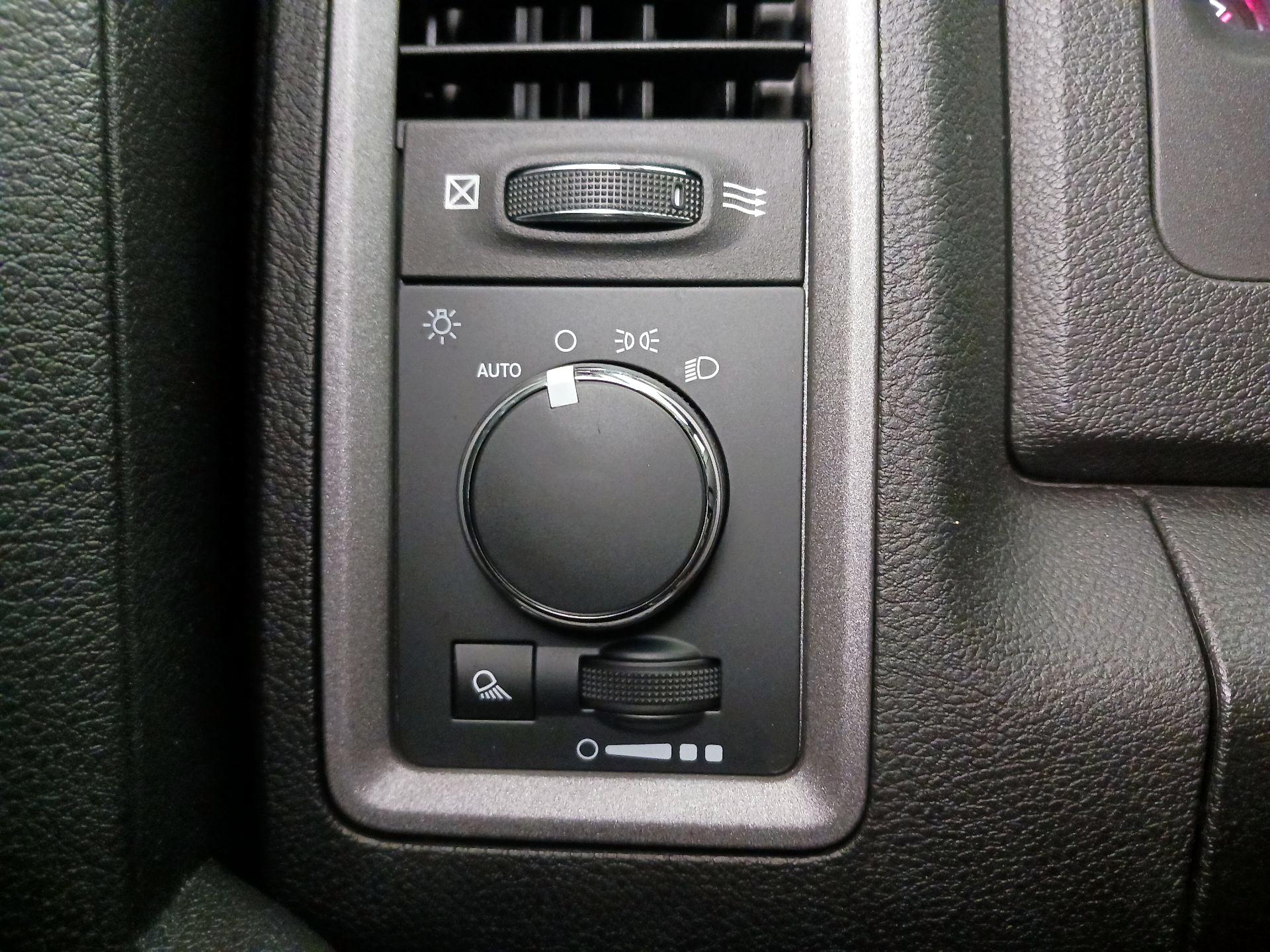 Thumbnail: 2021 RAM 1500 Classic - 13
