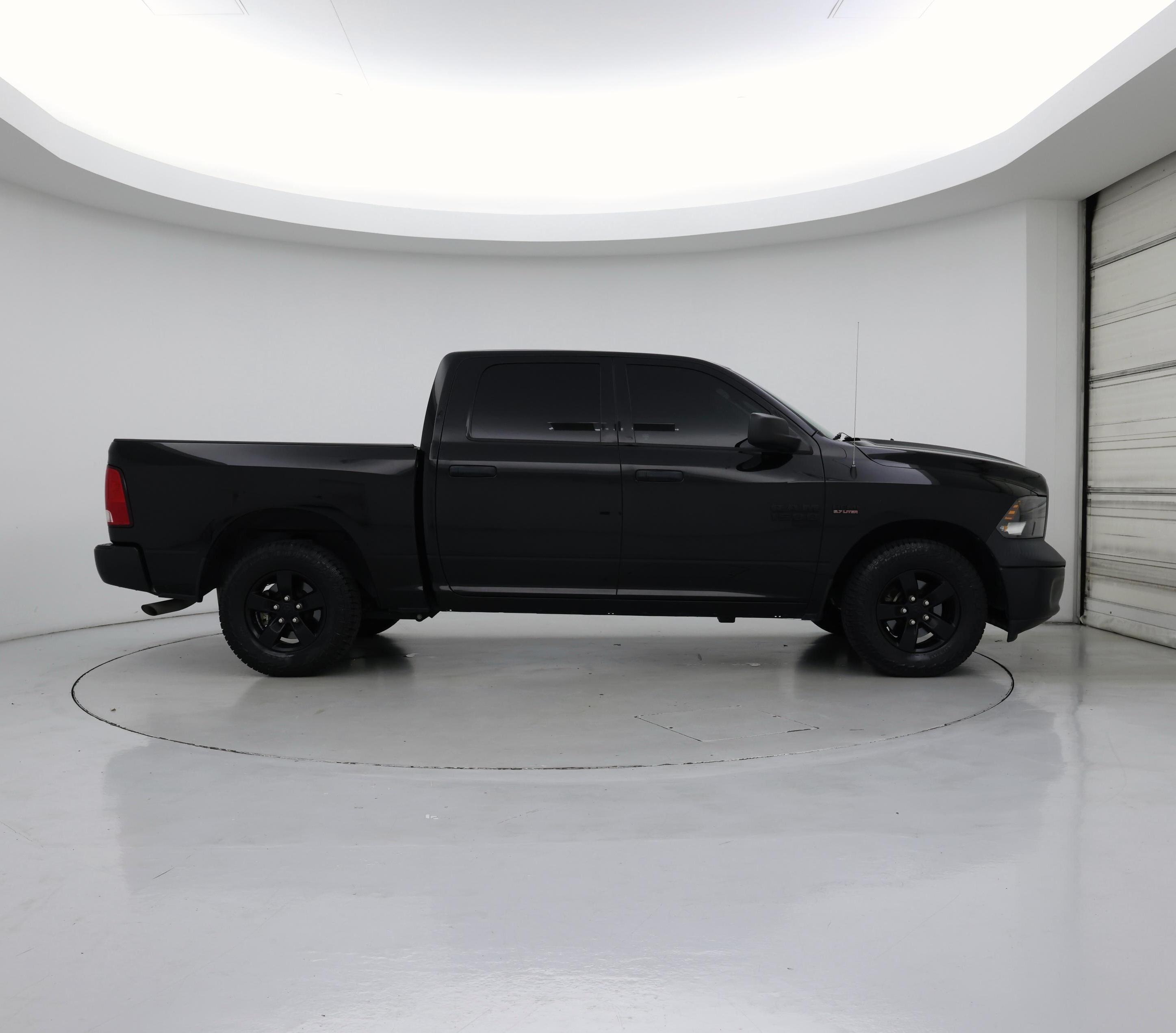 Thumbnail: 2021 RAM 1500 Classic - 7
