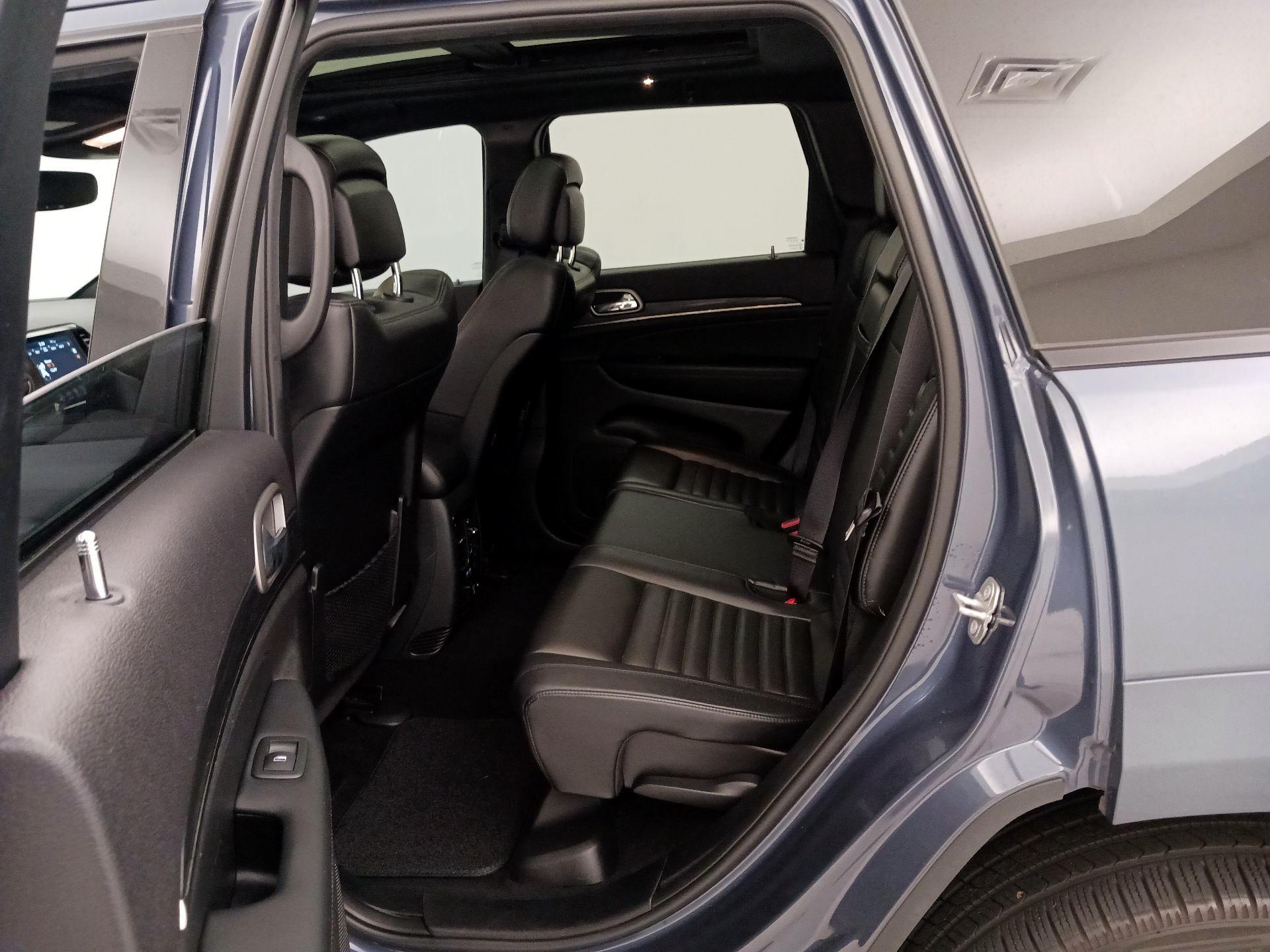 Thumbnail: 2019 Jeep Grand Cherokee - 20