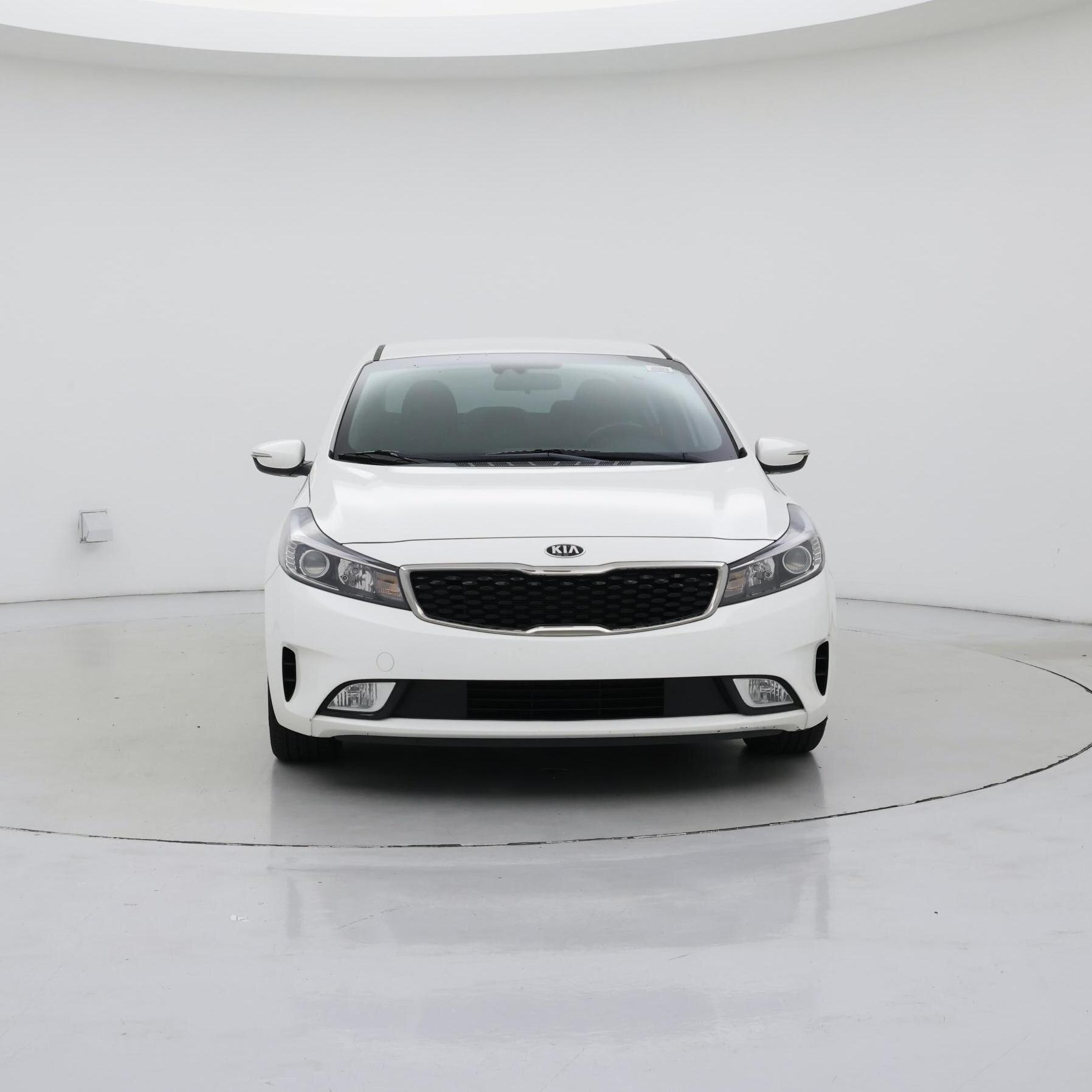 Thumbnail: 2017 Kia Forte - 5