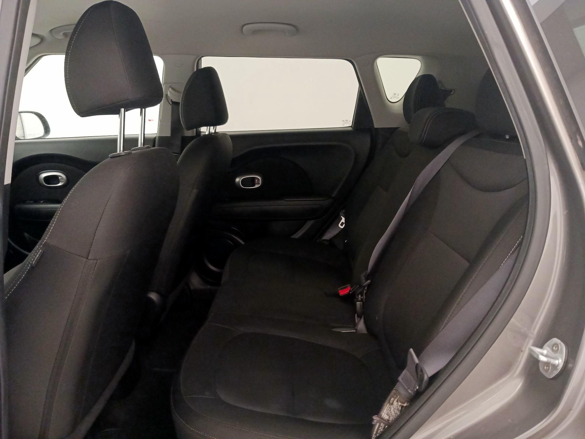 Thumbnail: 2019 Kia Soul - 19