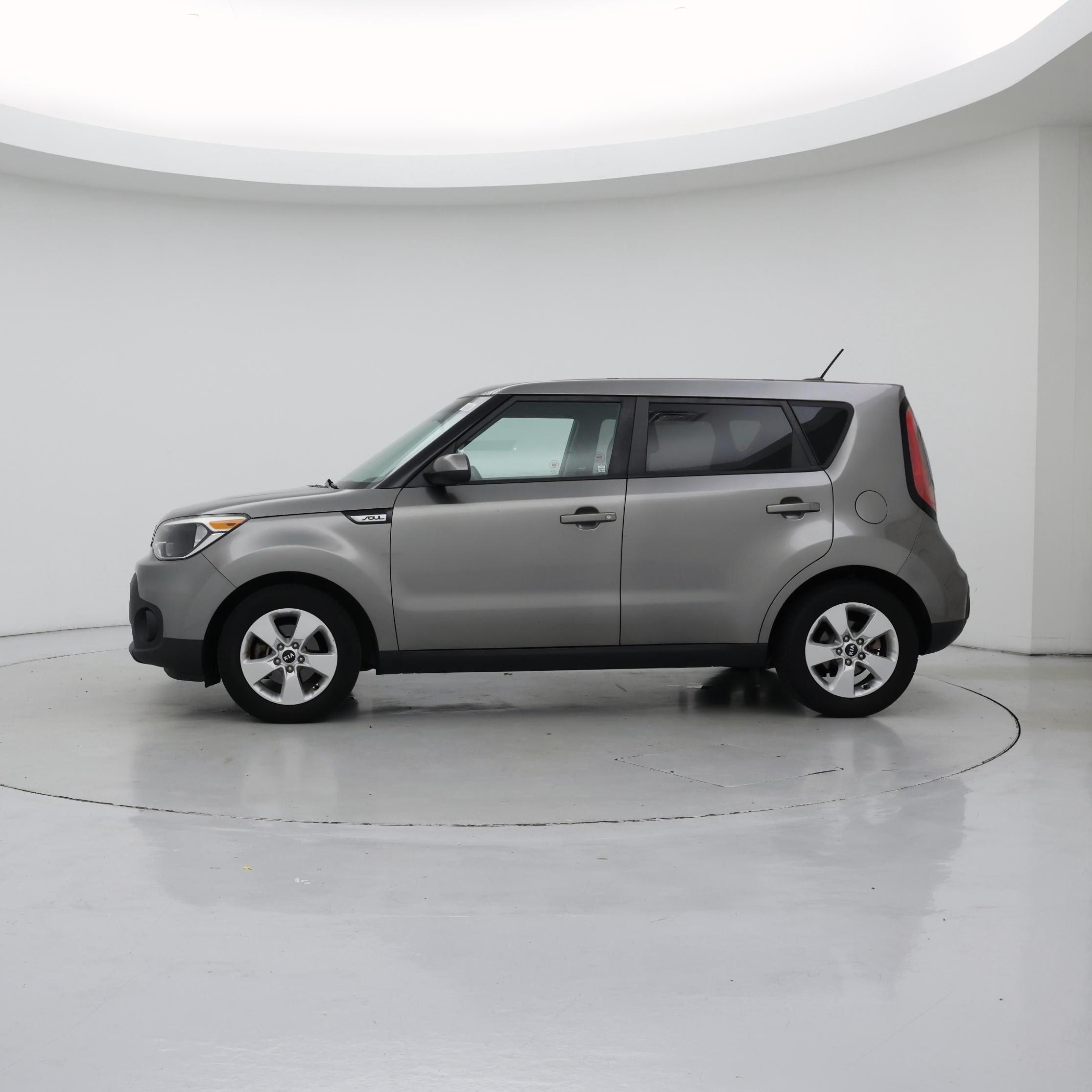 Thumbnail: 2019 Kia Soul - 3