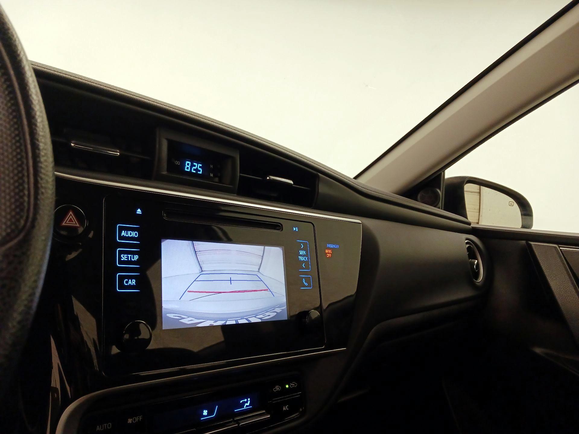 Thumbnail: 2019 Toyota Corolla - 14