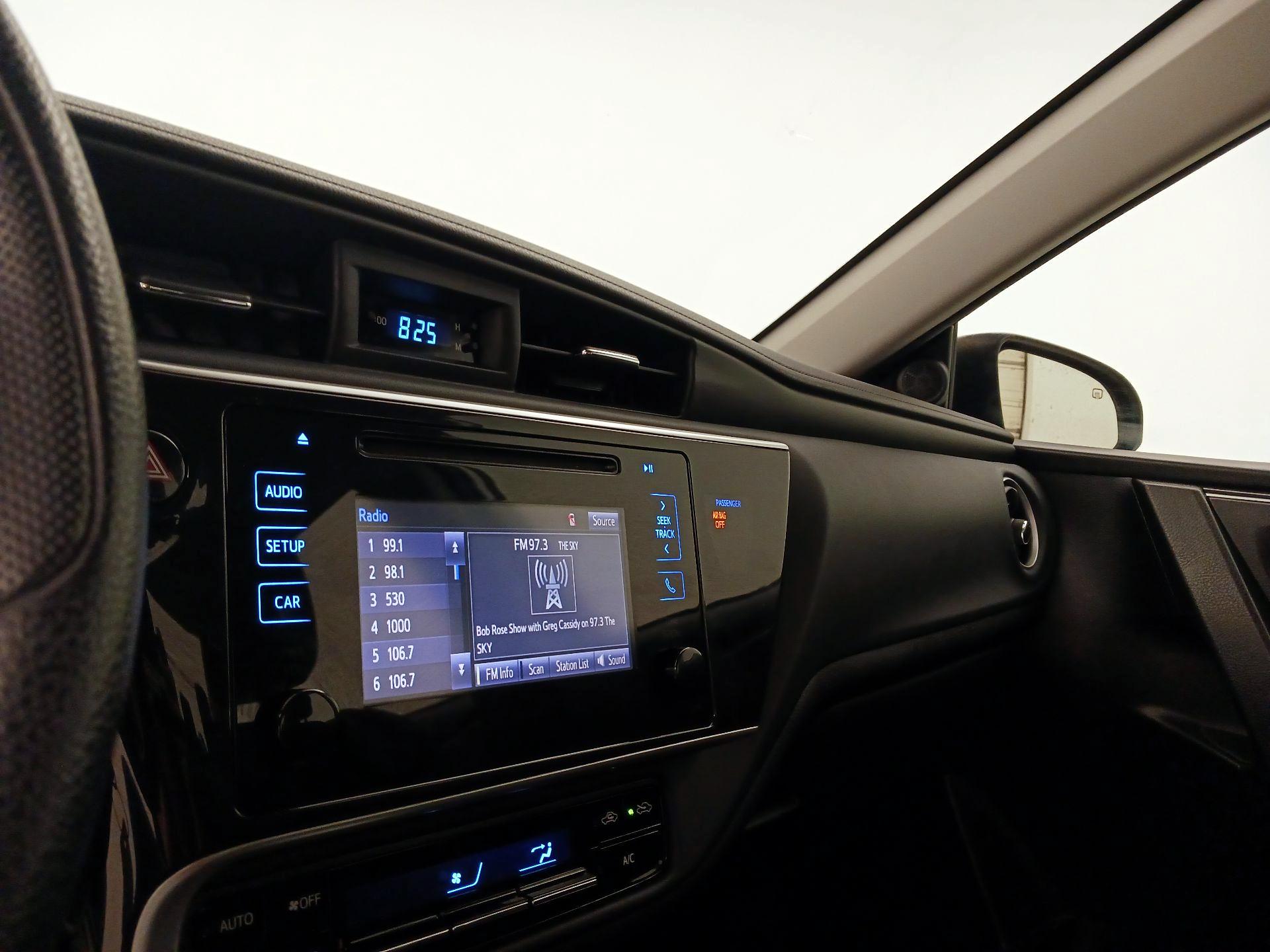 Thumbnail: 2019 Toyota Corolla - 15