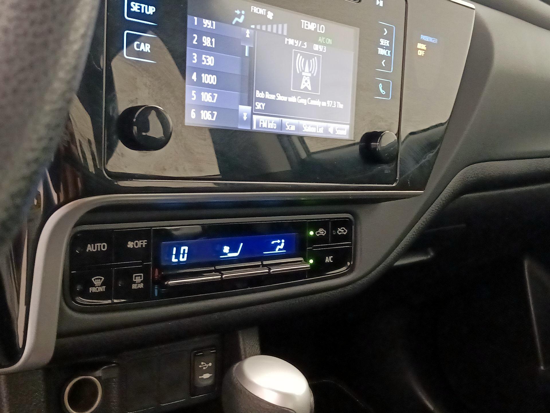 Thumbnail: 2019 Toyota Corolla - 16