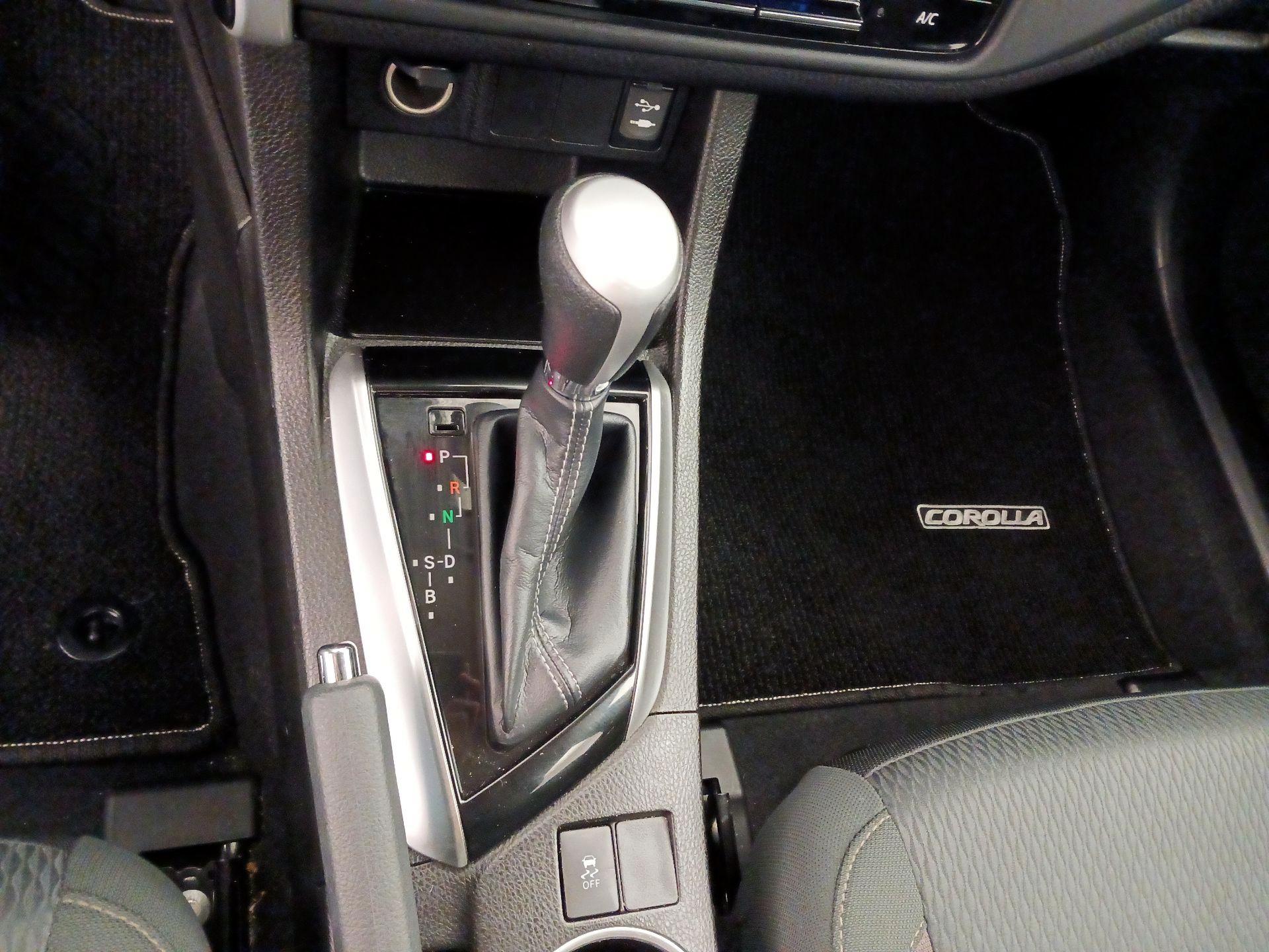 Thumbnail: 2019 Toyota Corolla - 17
