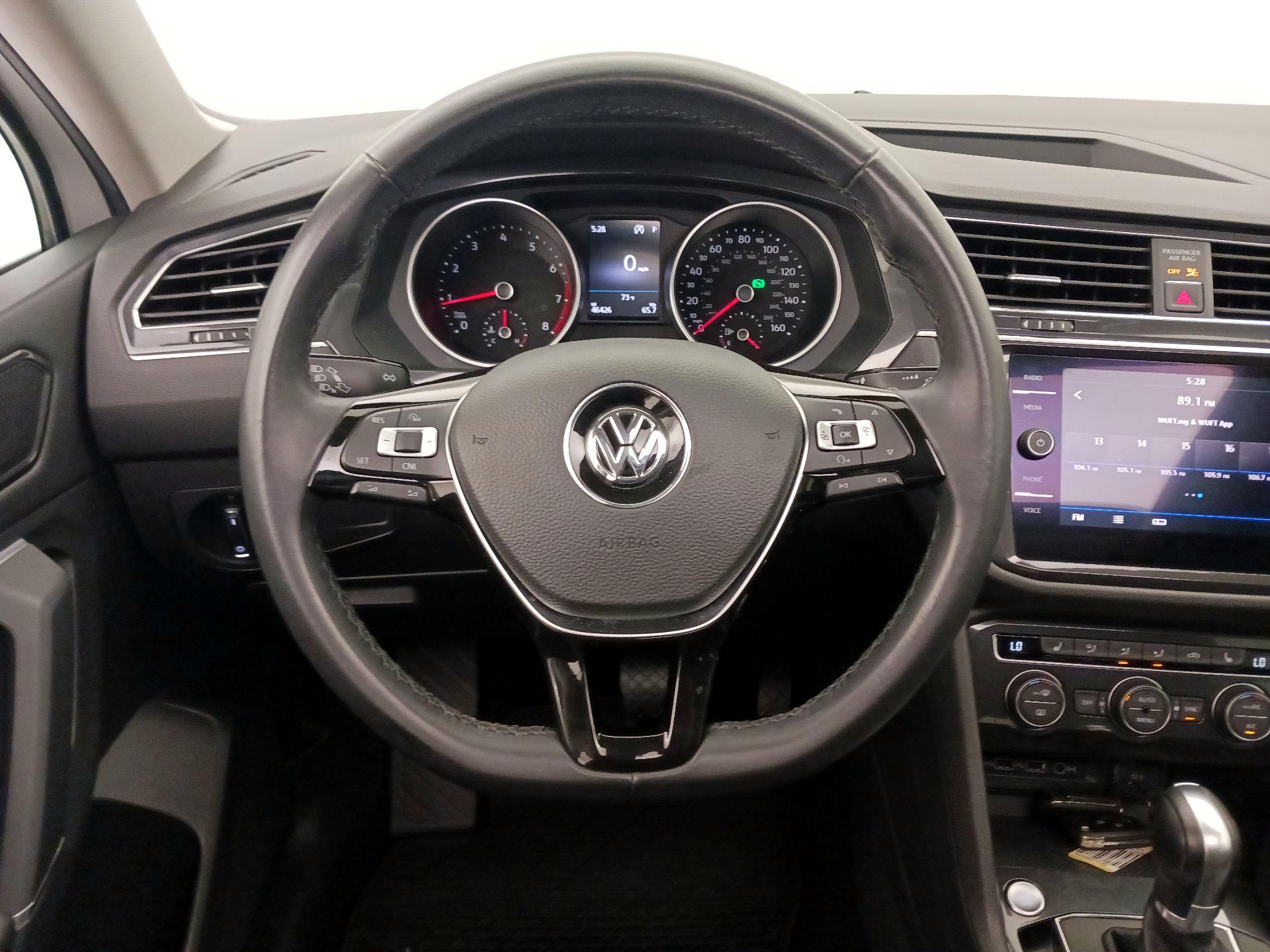 Thumbnail: 2018 Volkswagen Tiguan - 10