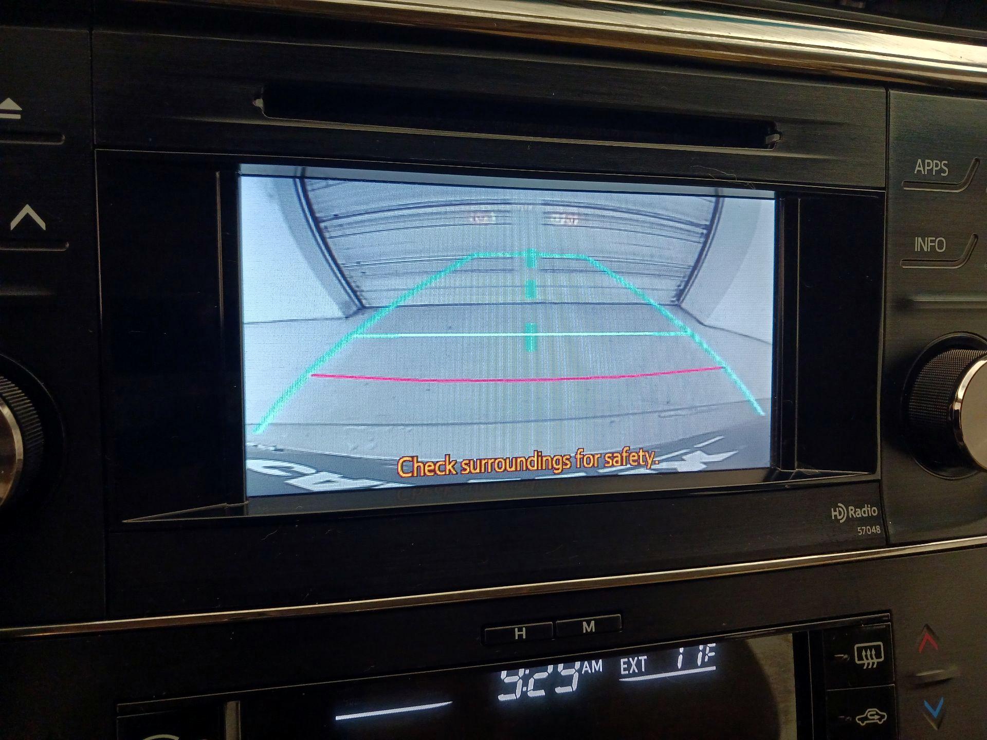 Thumbnail: 2014 Toyota Avalon - 14