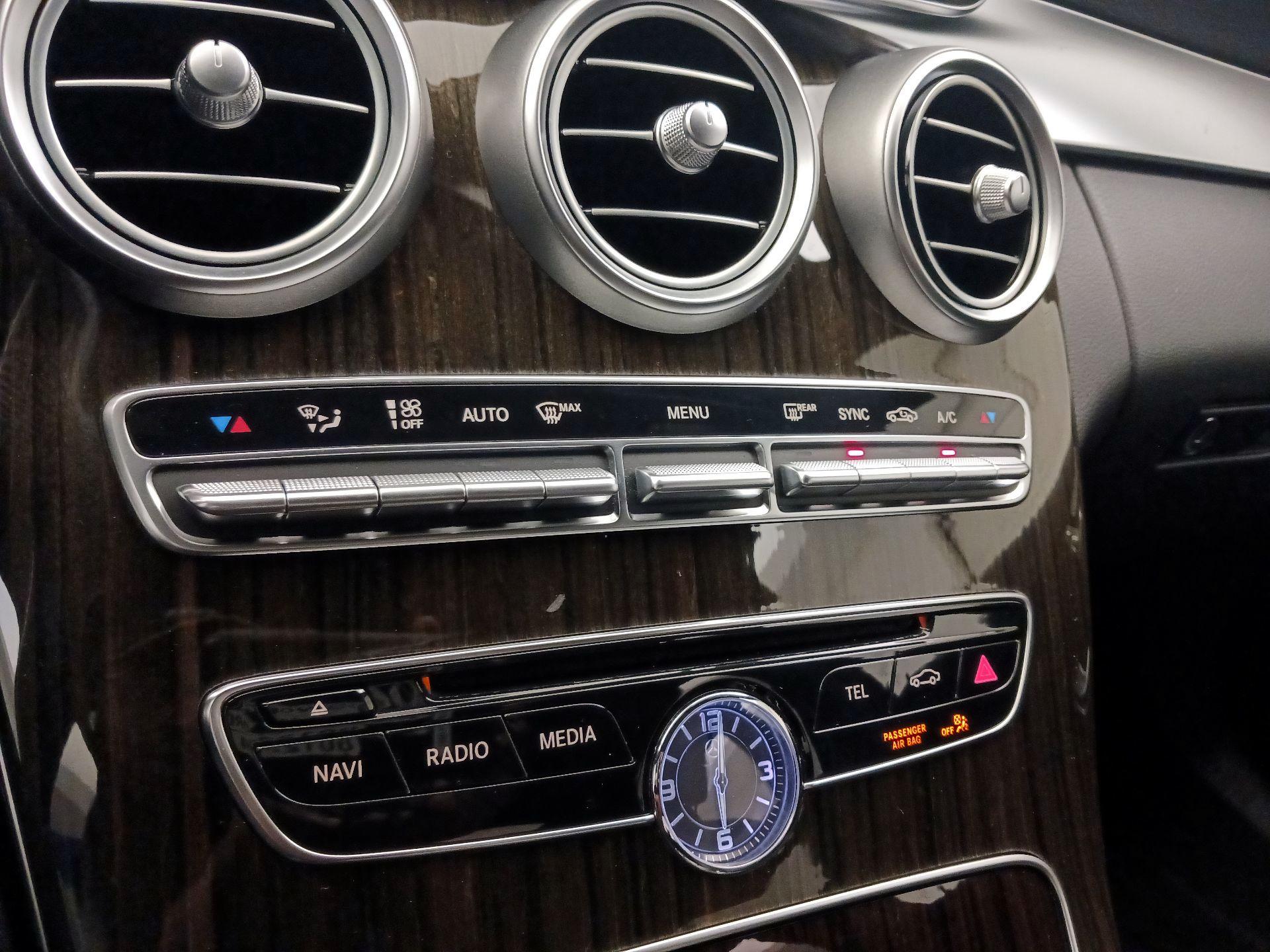 Thumbnail: 2016 Mercedes-Benz C-Class - 15