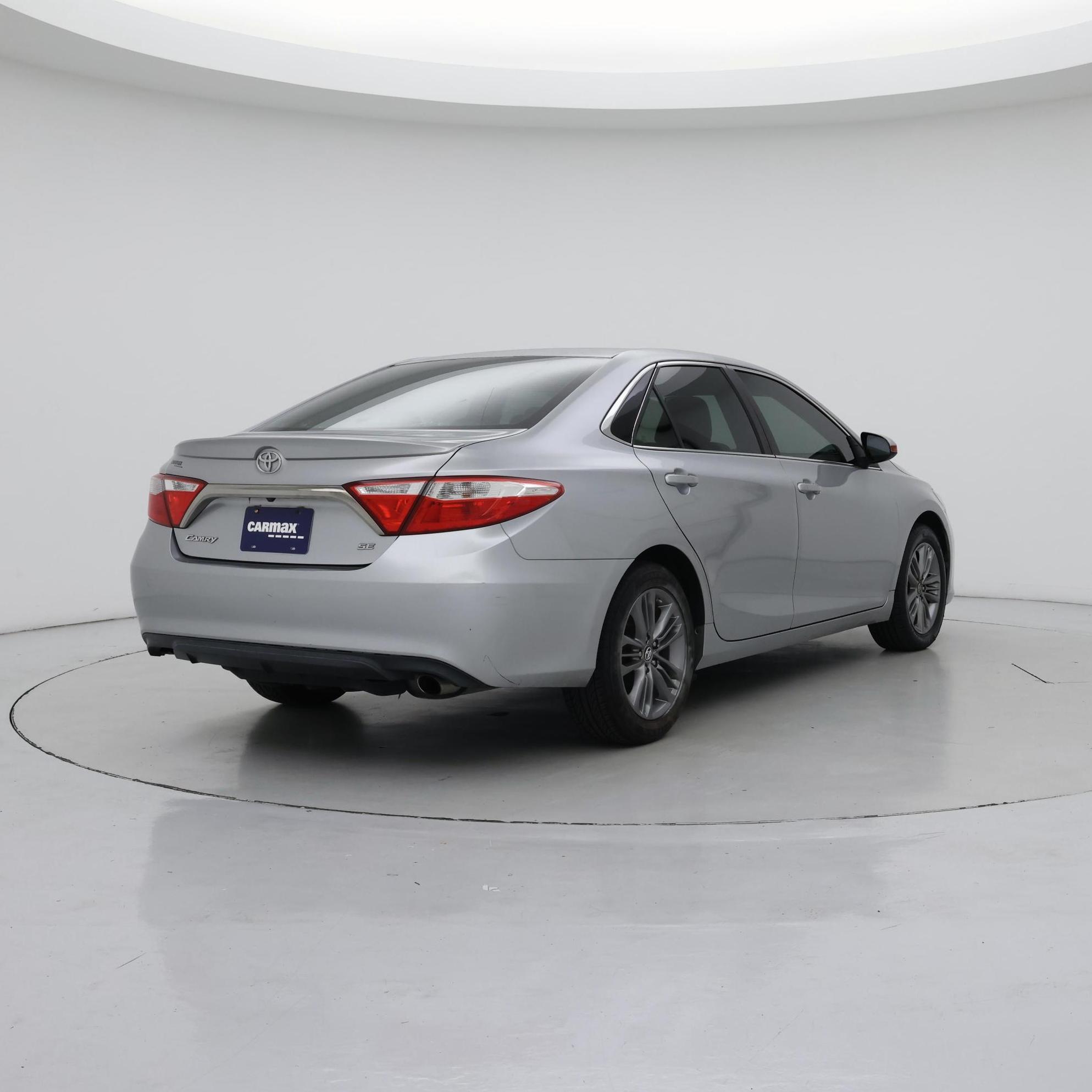 Thumbnail: 2017 Toyota Camry - 8