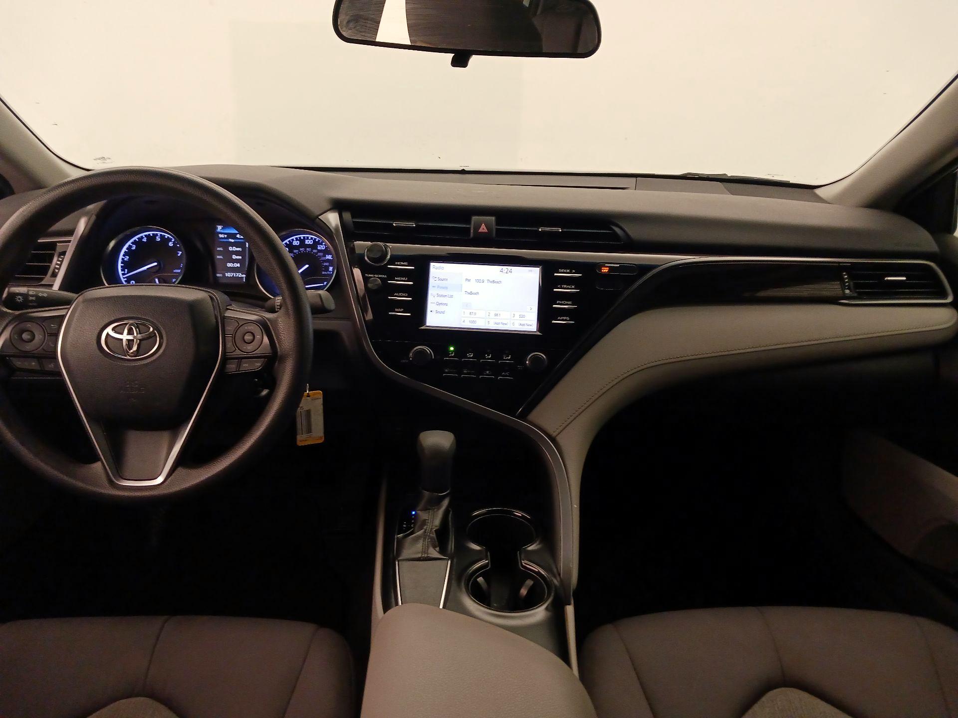 Thumbnail: 2019 Toyota Camry - 9