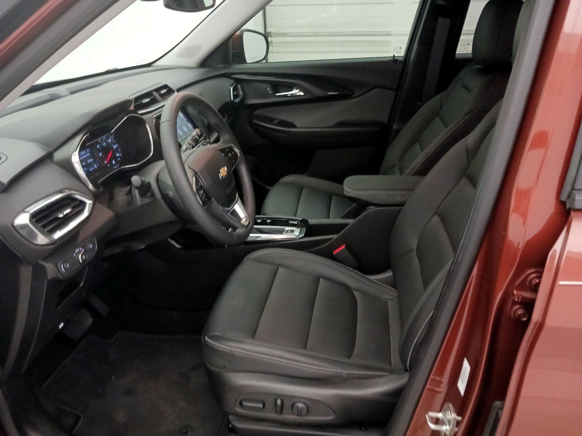 Thumbnail: 2021 Chevrolet TrailBlazer - 11