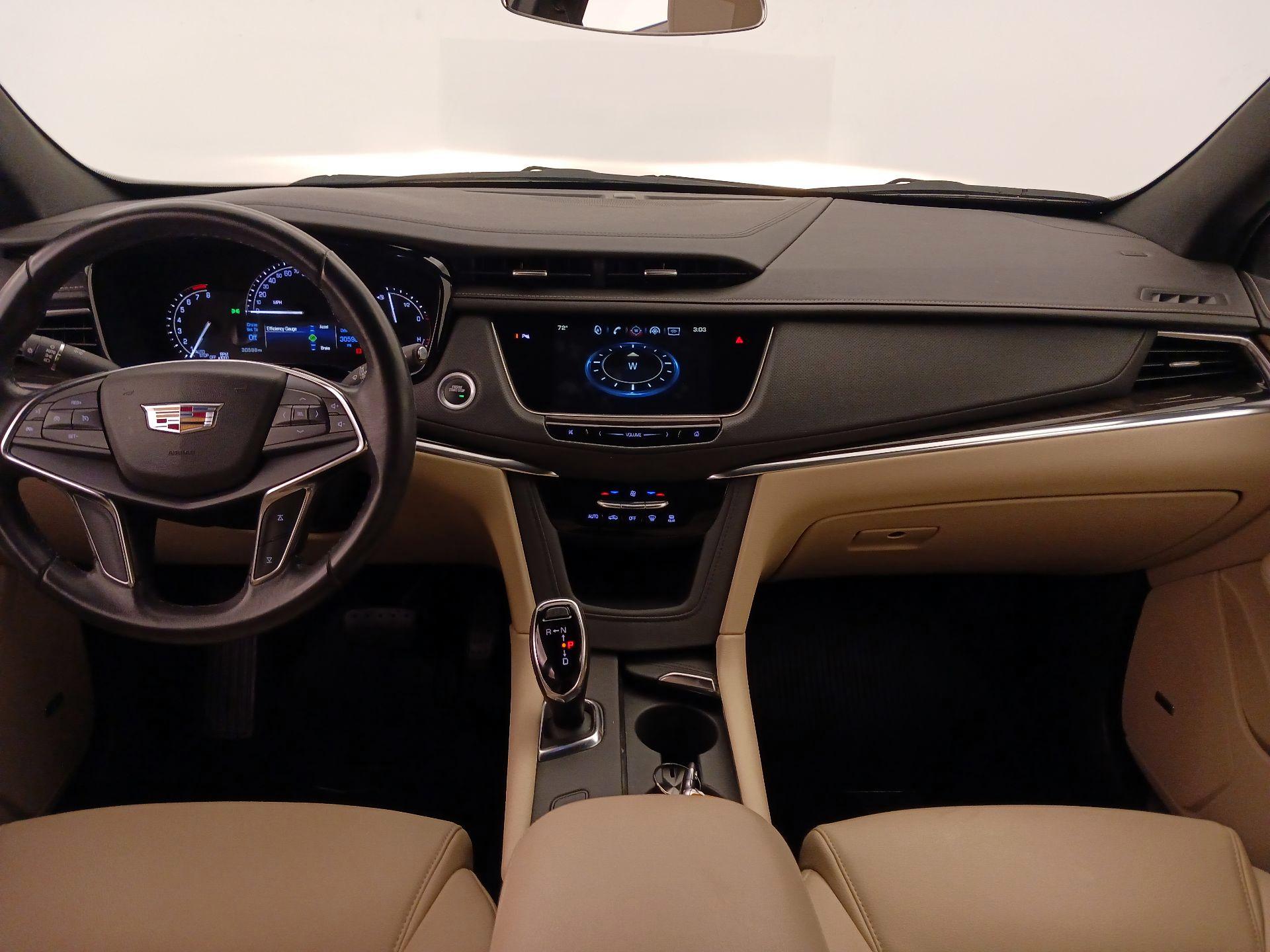 Thumbnail: 2019 Cadillac XT5 - 9