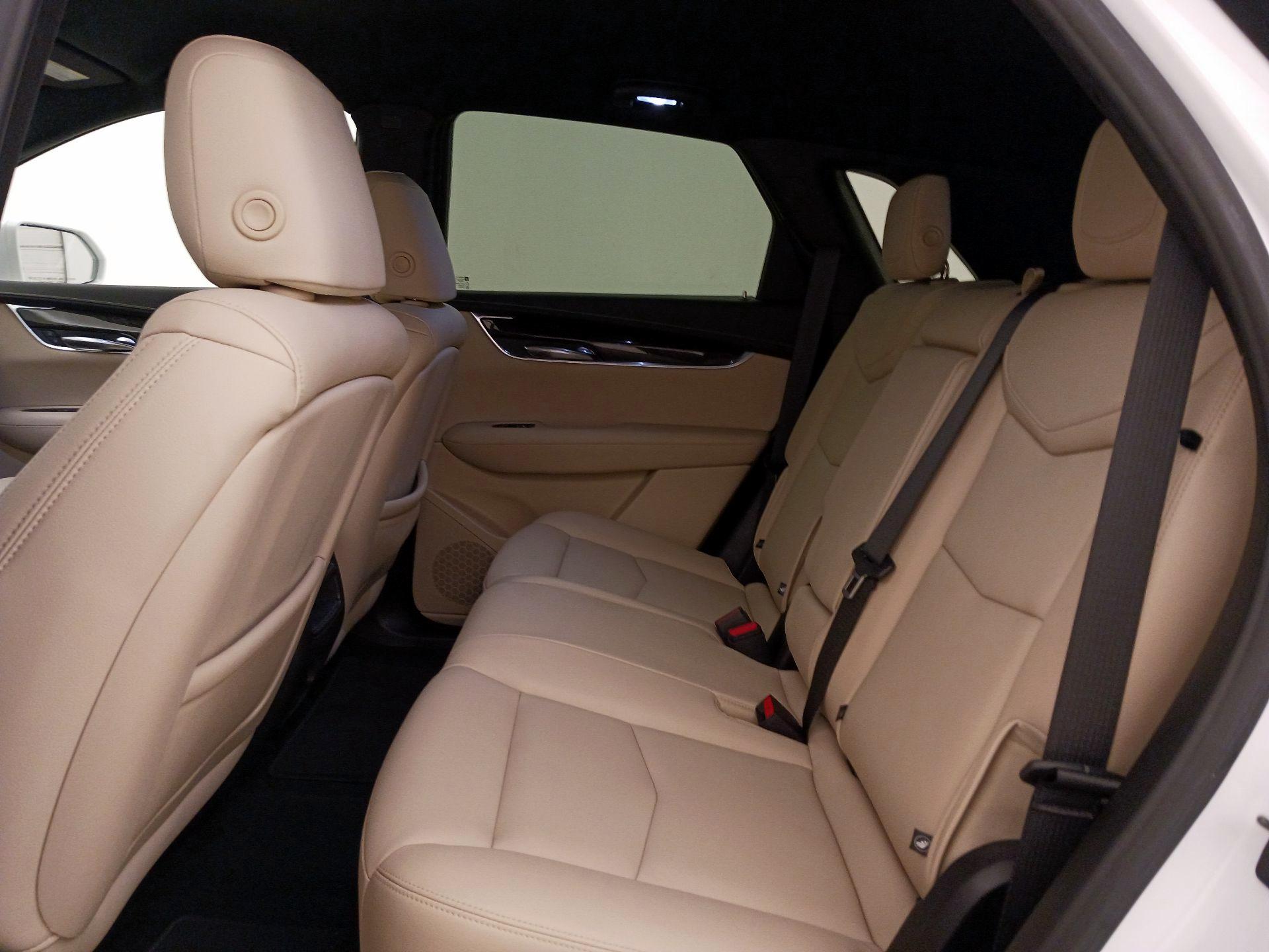 Thumbnail: 2019 Cadillac XT5 - 19