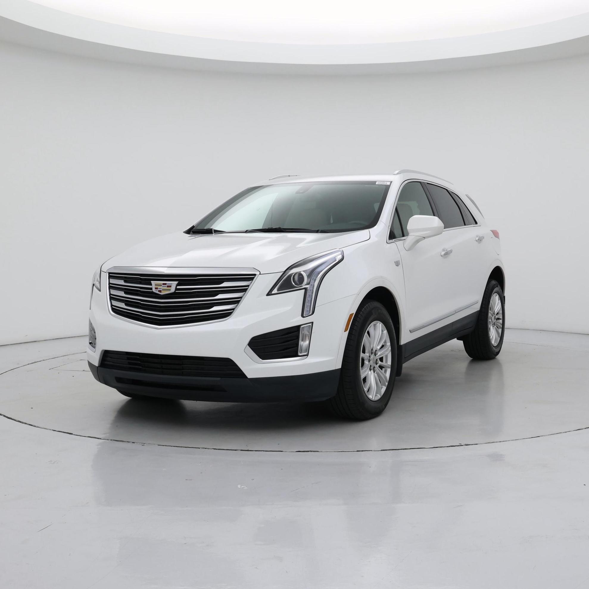 Thumbnail: 2019 Cadillac XT5 - 4