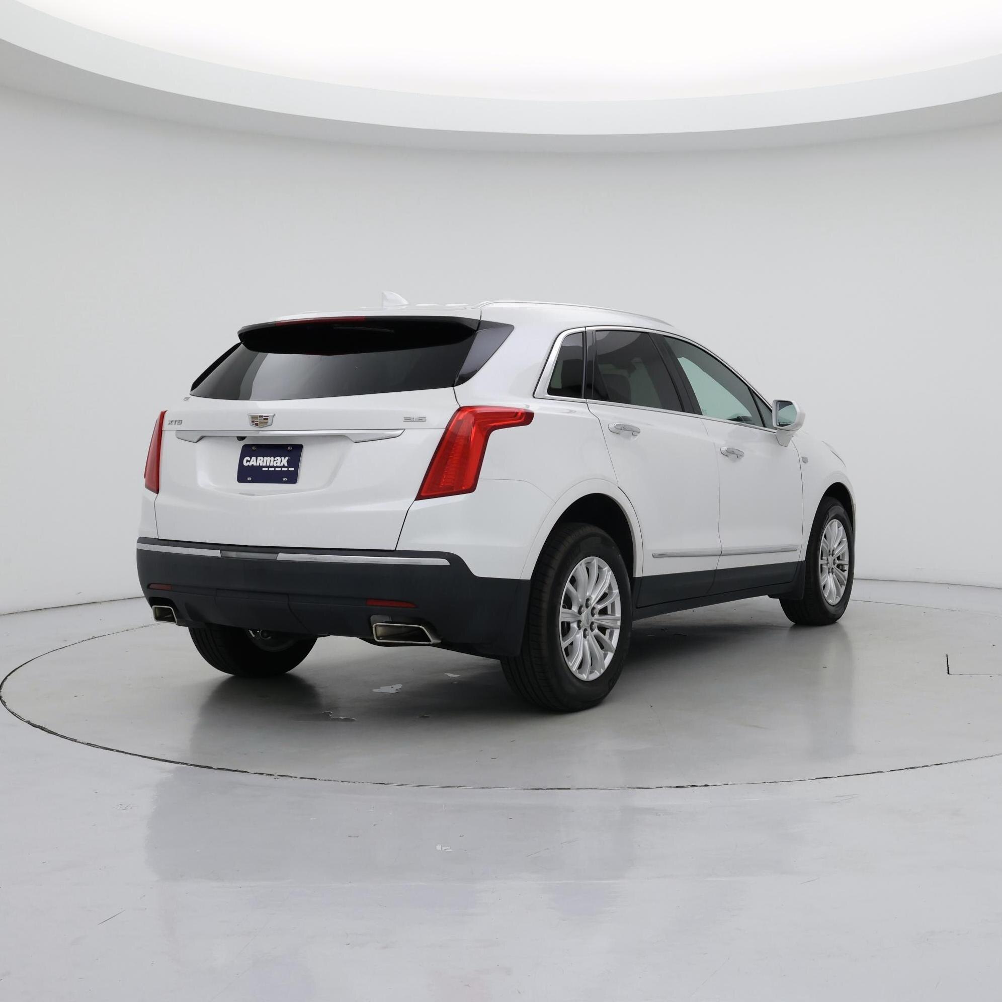 Thumbnail: 2019 Cadillac XT5 - 8