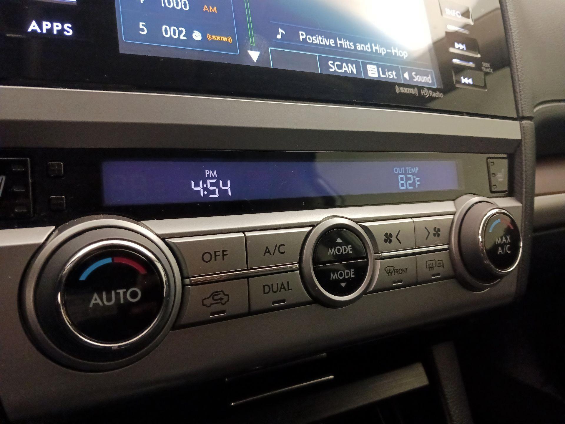 Thumbnail: 2016 Subaru Outback - 16
