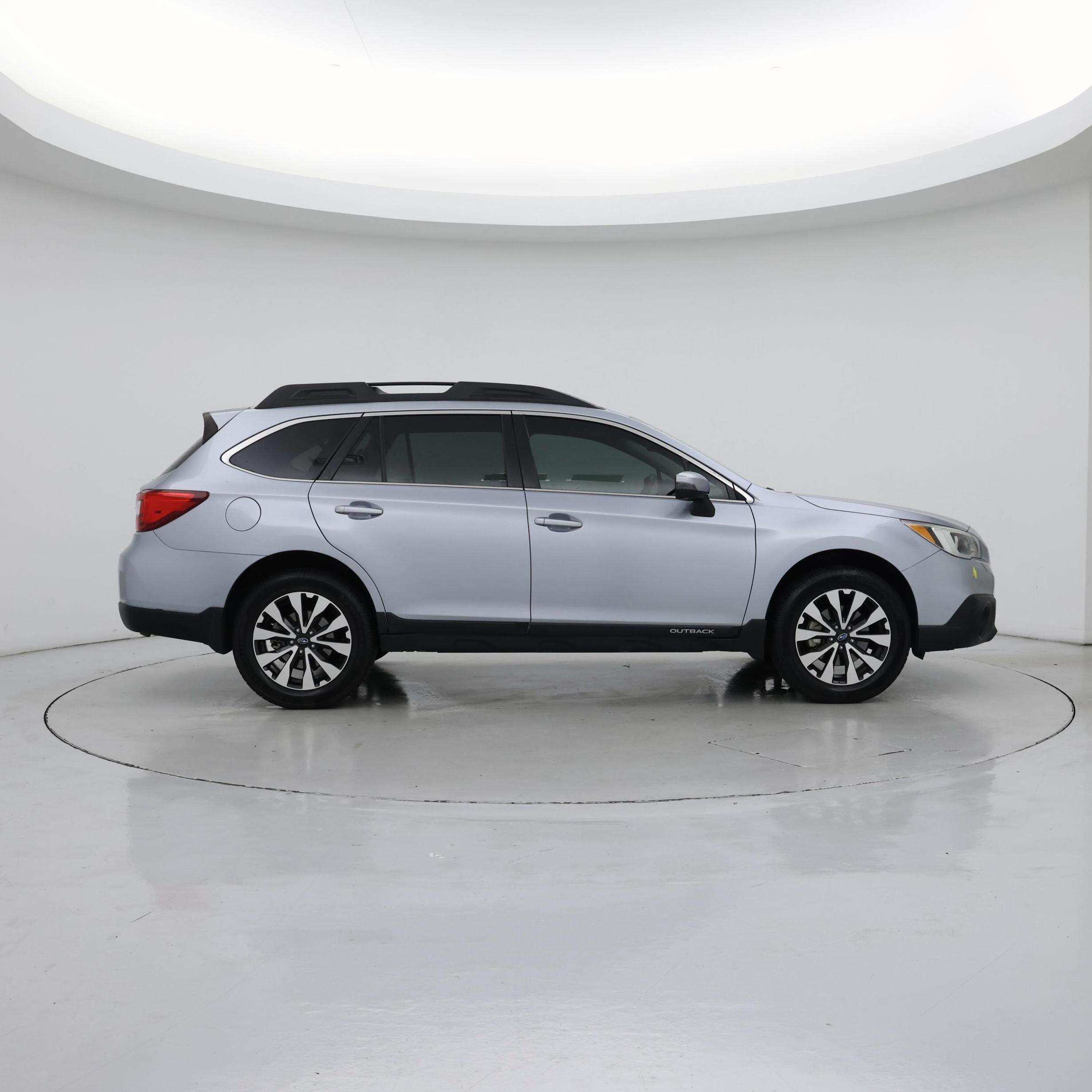Thumbnail: 2016 Subaru Outback - 7