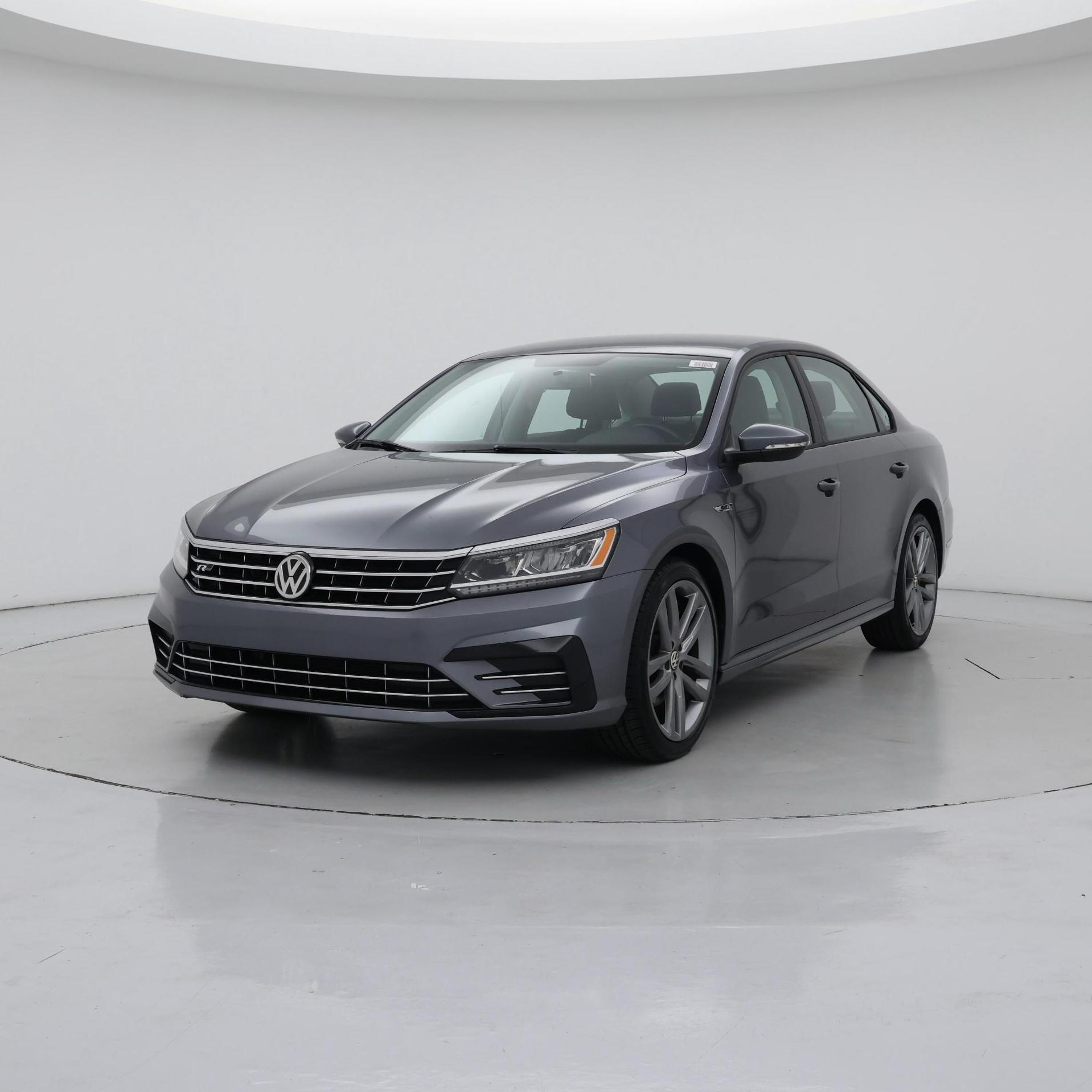 Thumbnail: 2018 Volkswagen Passat - 4