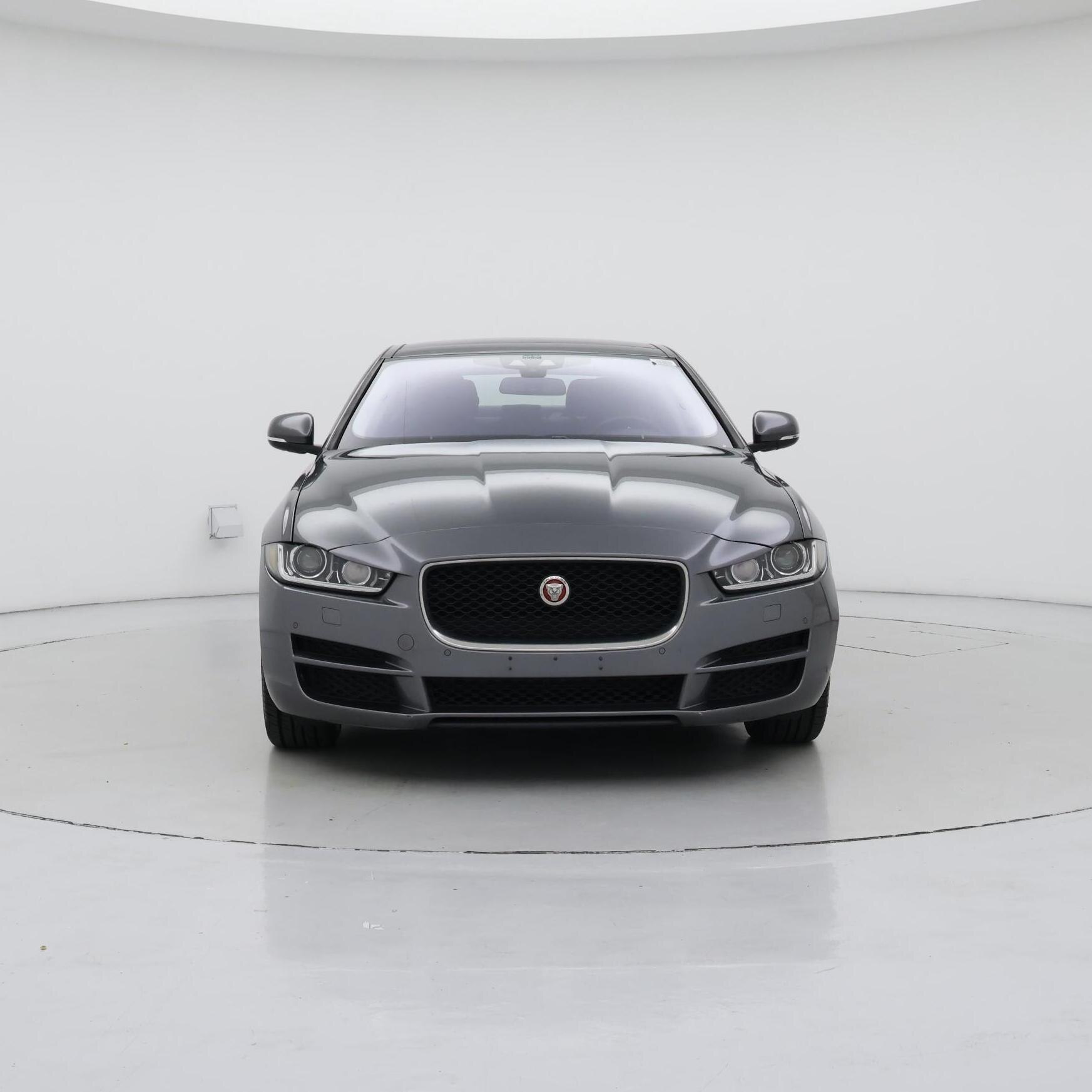 Thumbnail: 2017 Jaguar XE - 5