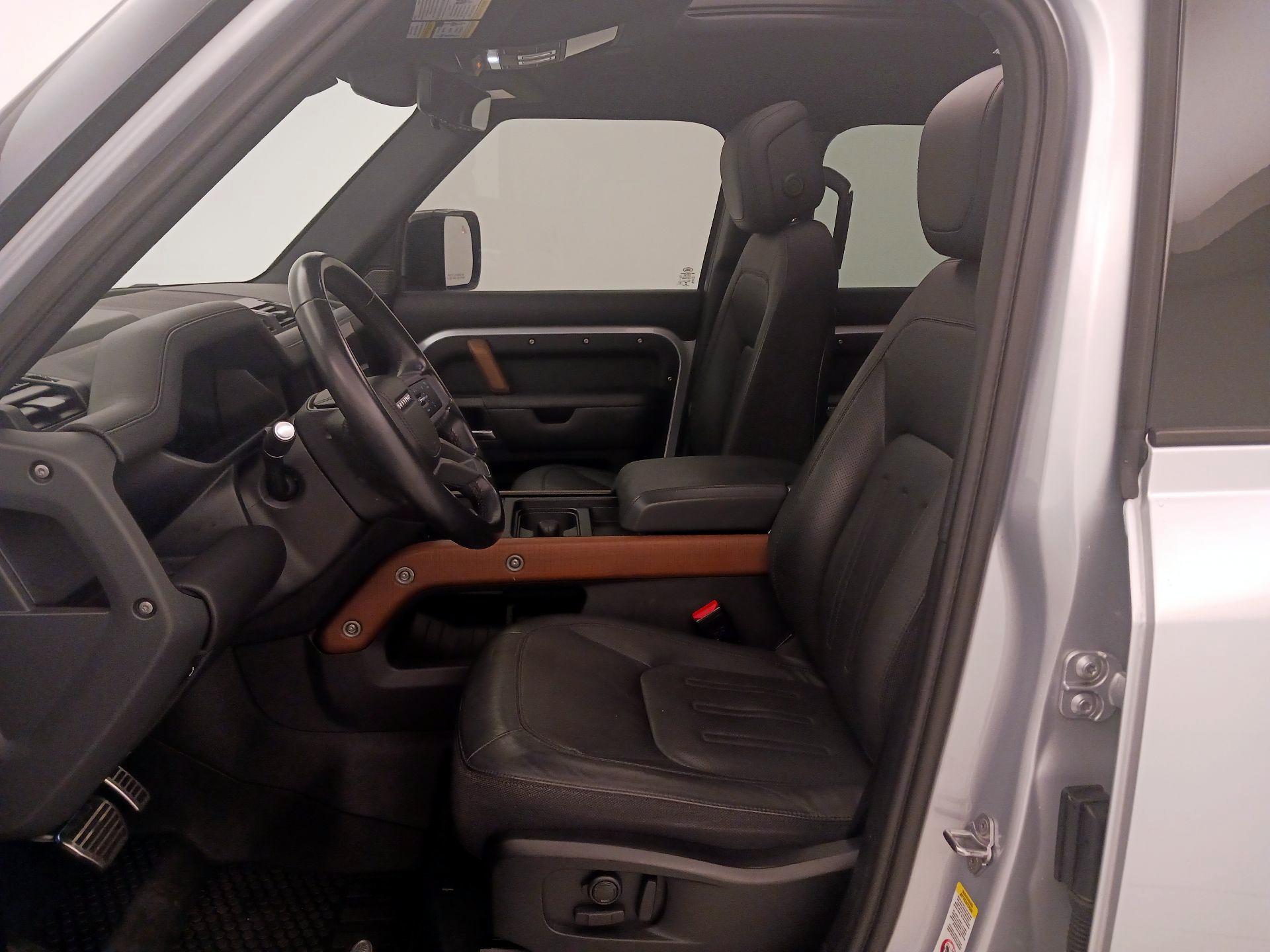 Thumbnail: 2023 Land Rover Defender - 11