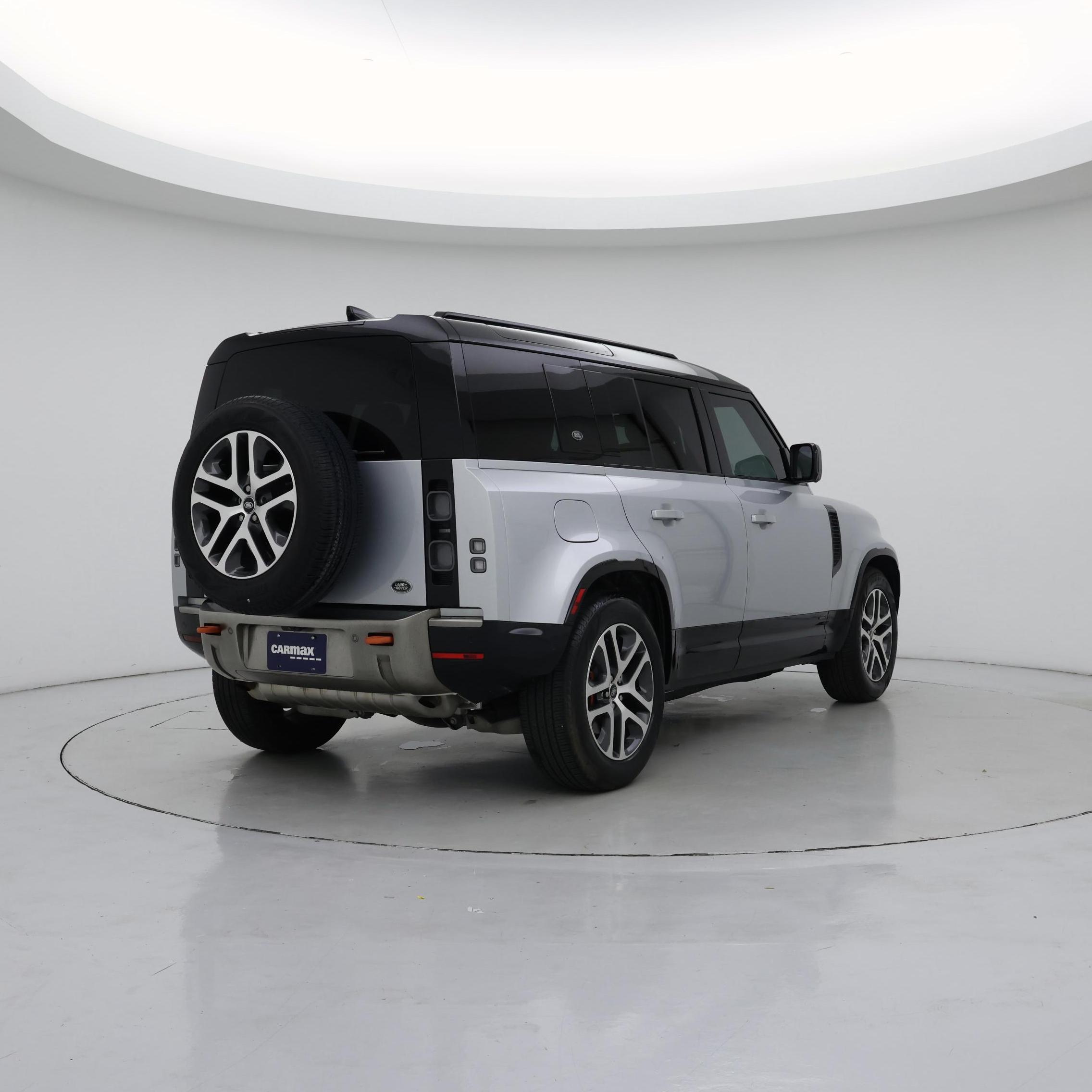 Thumbnail: 2023 Land Rover Defender - 8