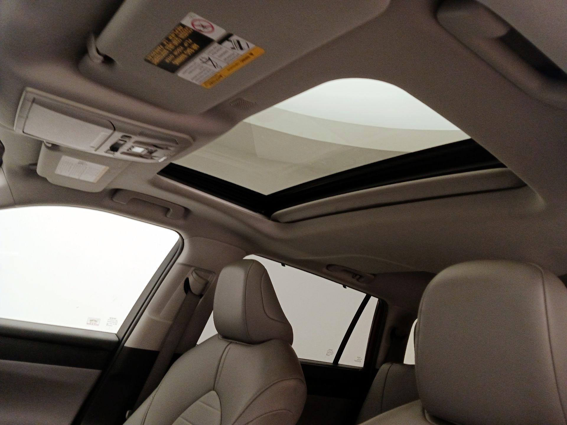 Thumbnail: 2020 Toyota Highlander - 19