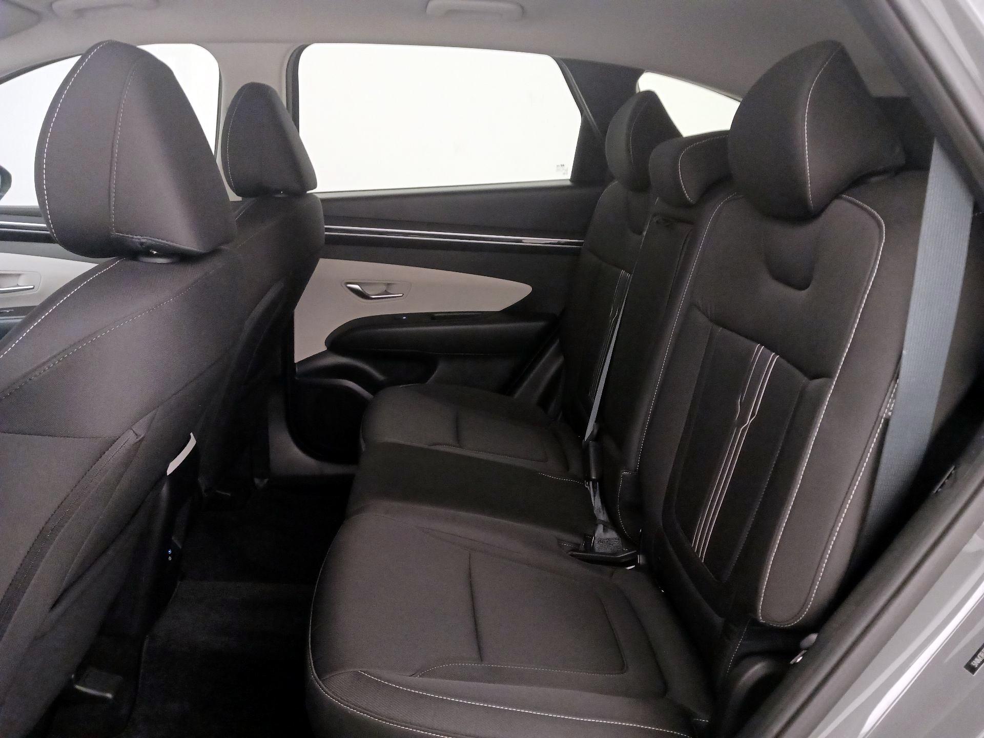 Thumbnail: 2024 Hyundai Tucson - 19