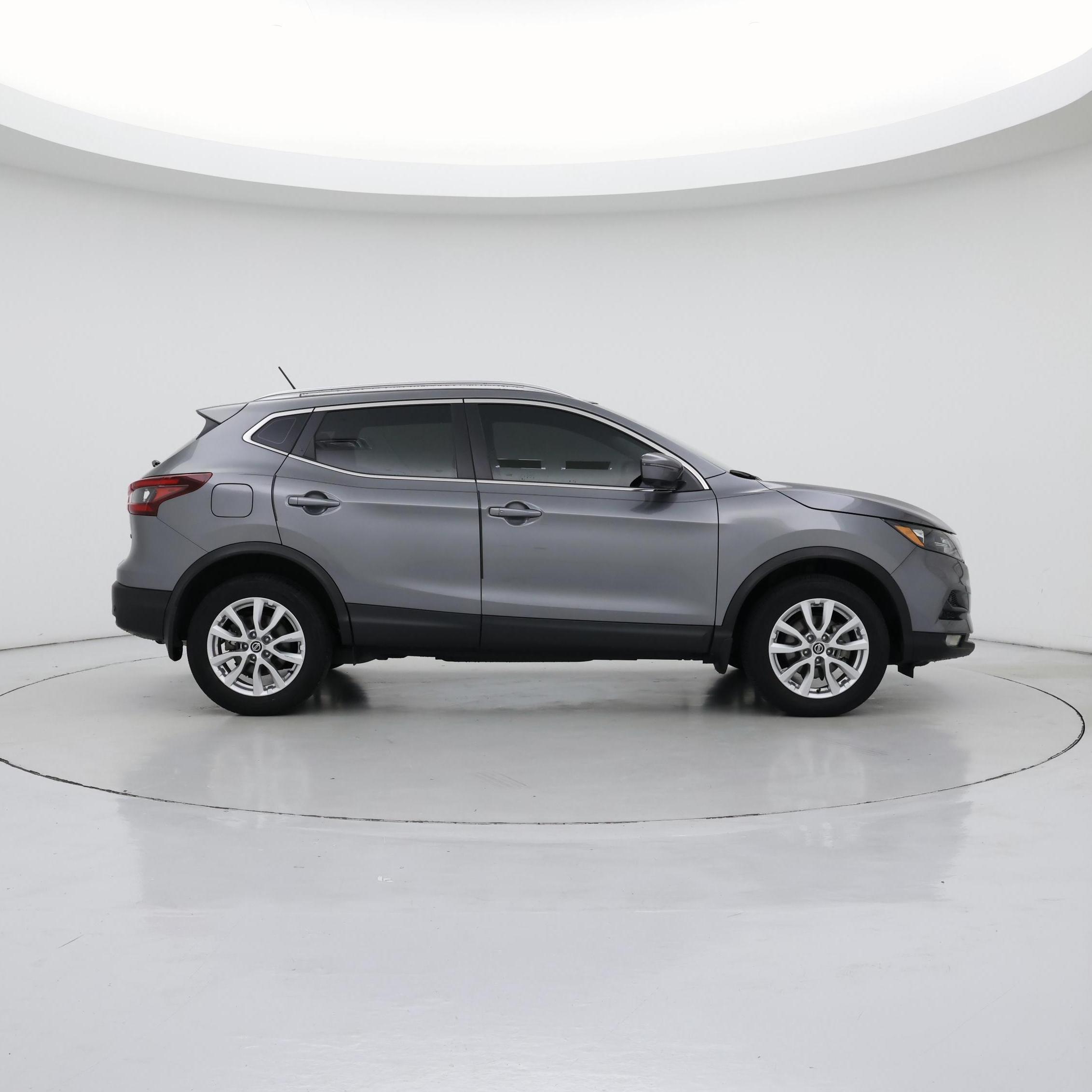 Thumbnail: 2021 Nissan Rogue Sport - 7