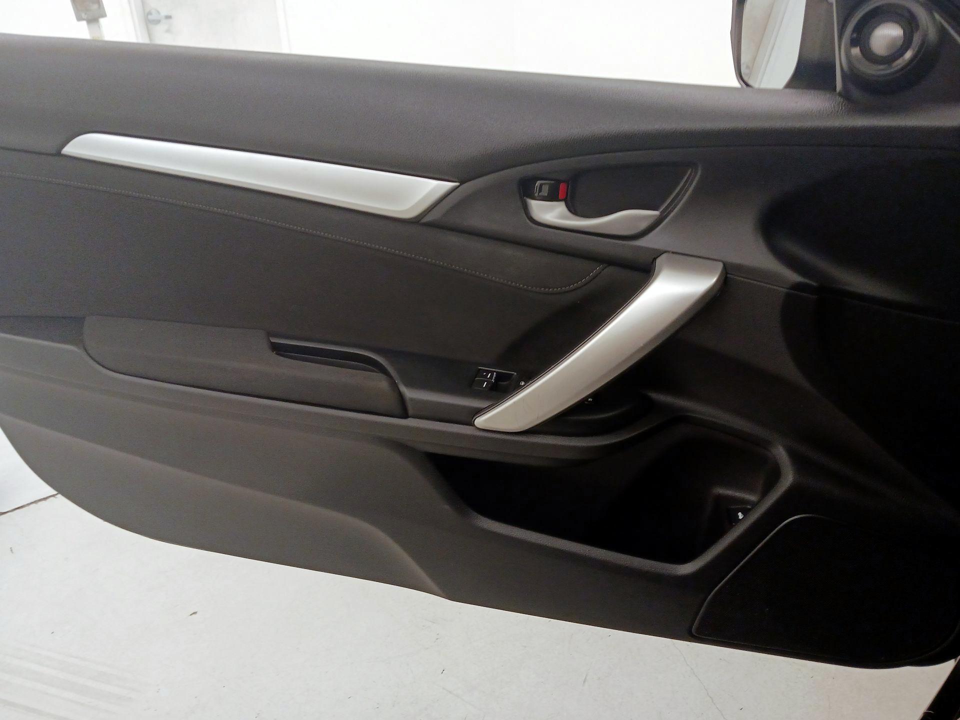 Thumbnail: 2019 Honda Civic - 12