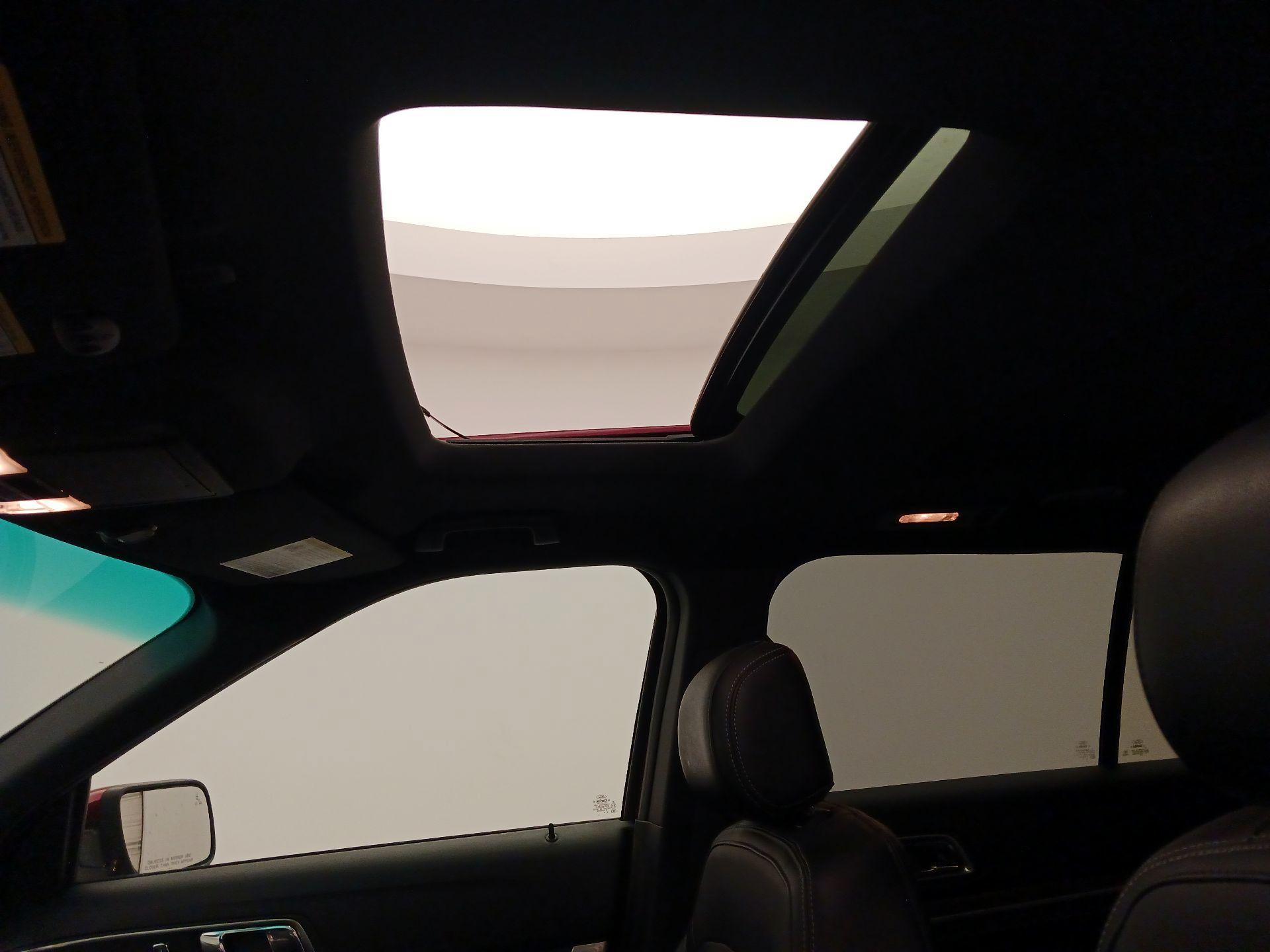 Thumbnail: 2016 Ford Explorer - 19