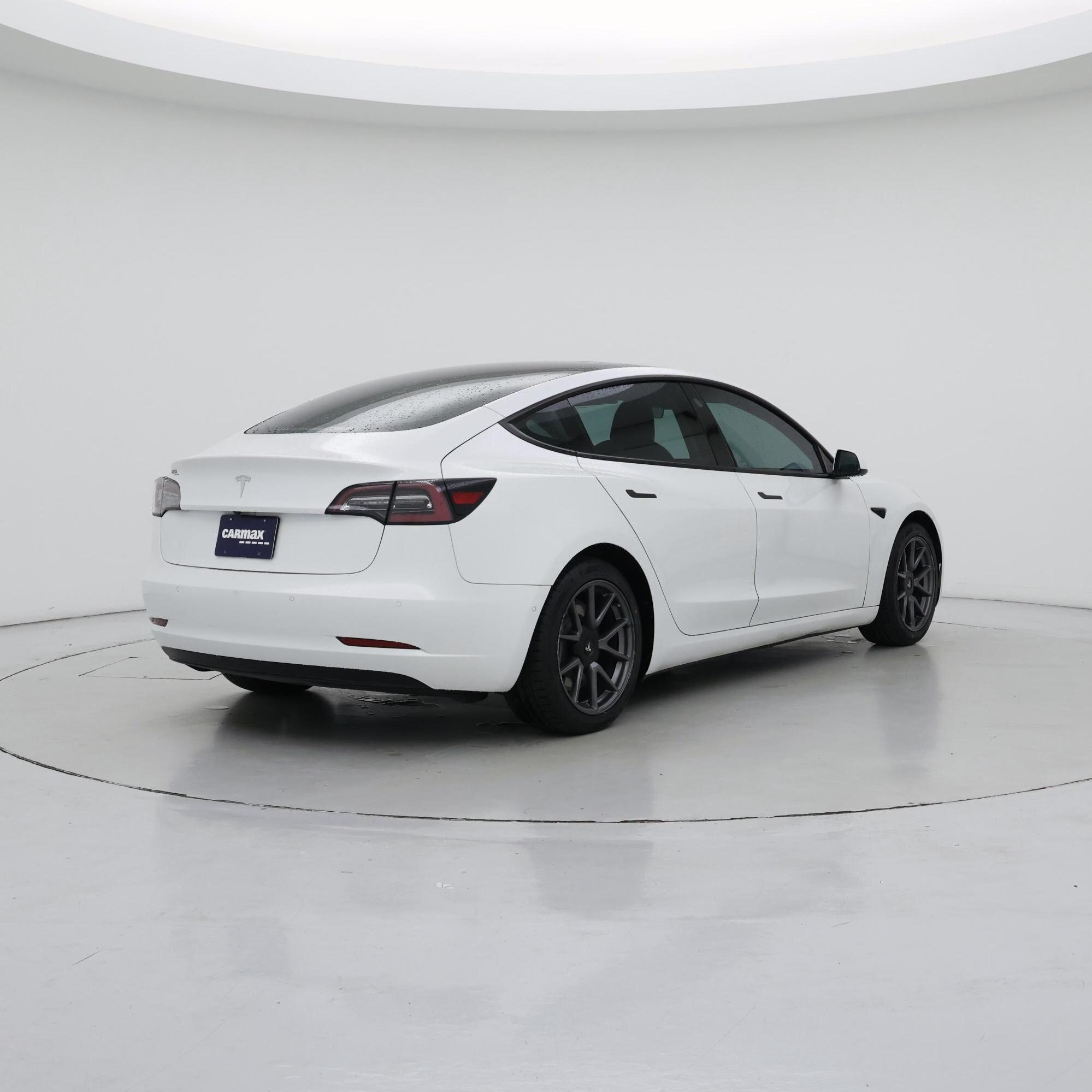 Thumbnail: 2021 Tesla Model 3 - 8