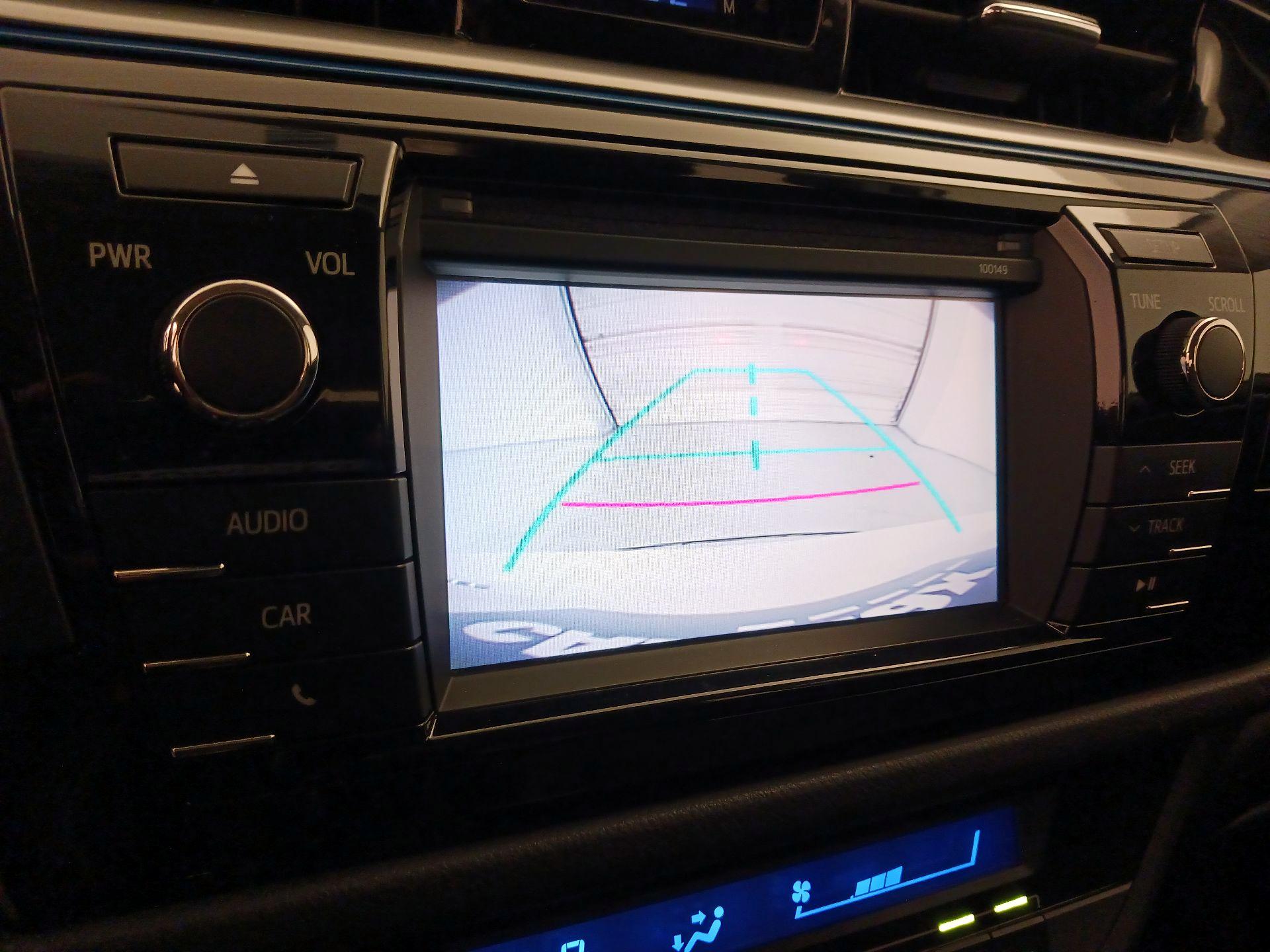 Thumbnail: 2014 Toyota Corolla - 14
