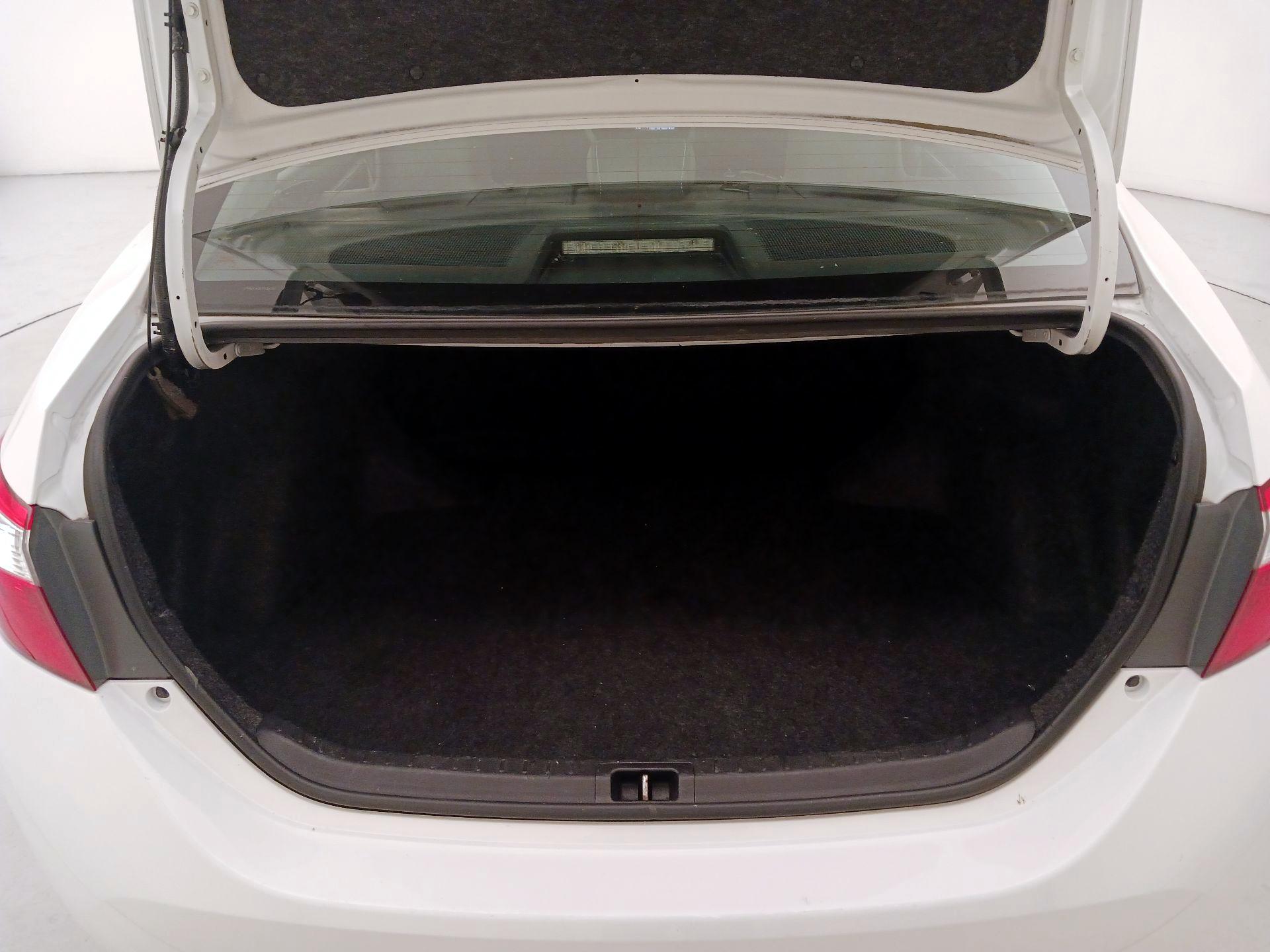 Thumbnail: 2014 Toyota Corolla - 20