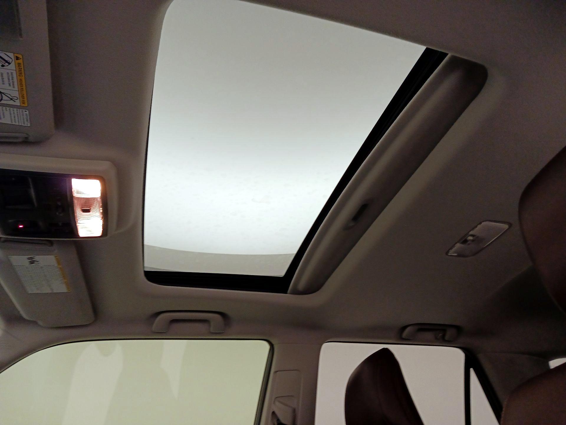 Thumbnail: 2016 Toyota 4Runner - 20