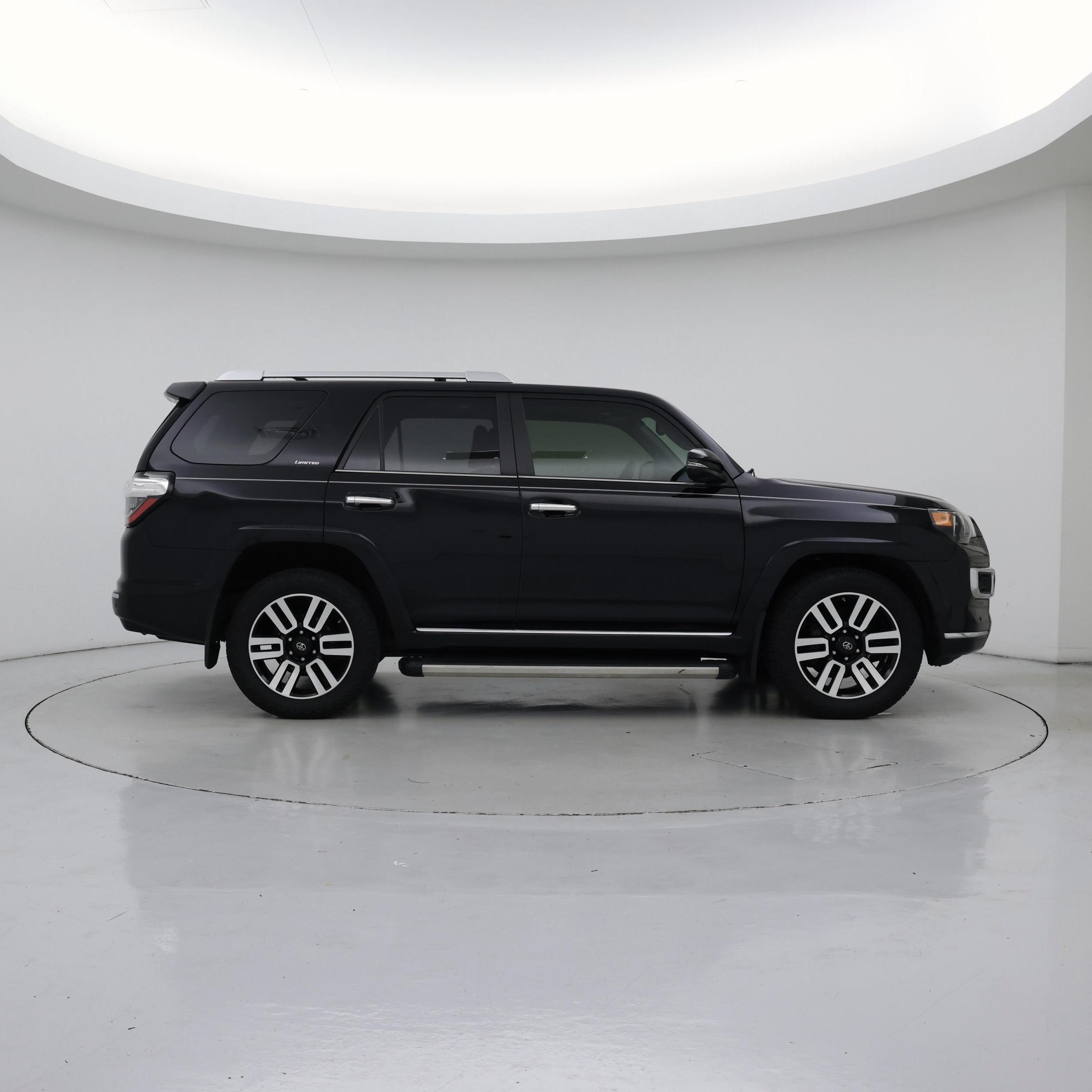 Thumbnail: 2016 Toyota 4Runner - 7