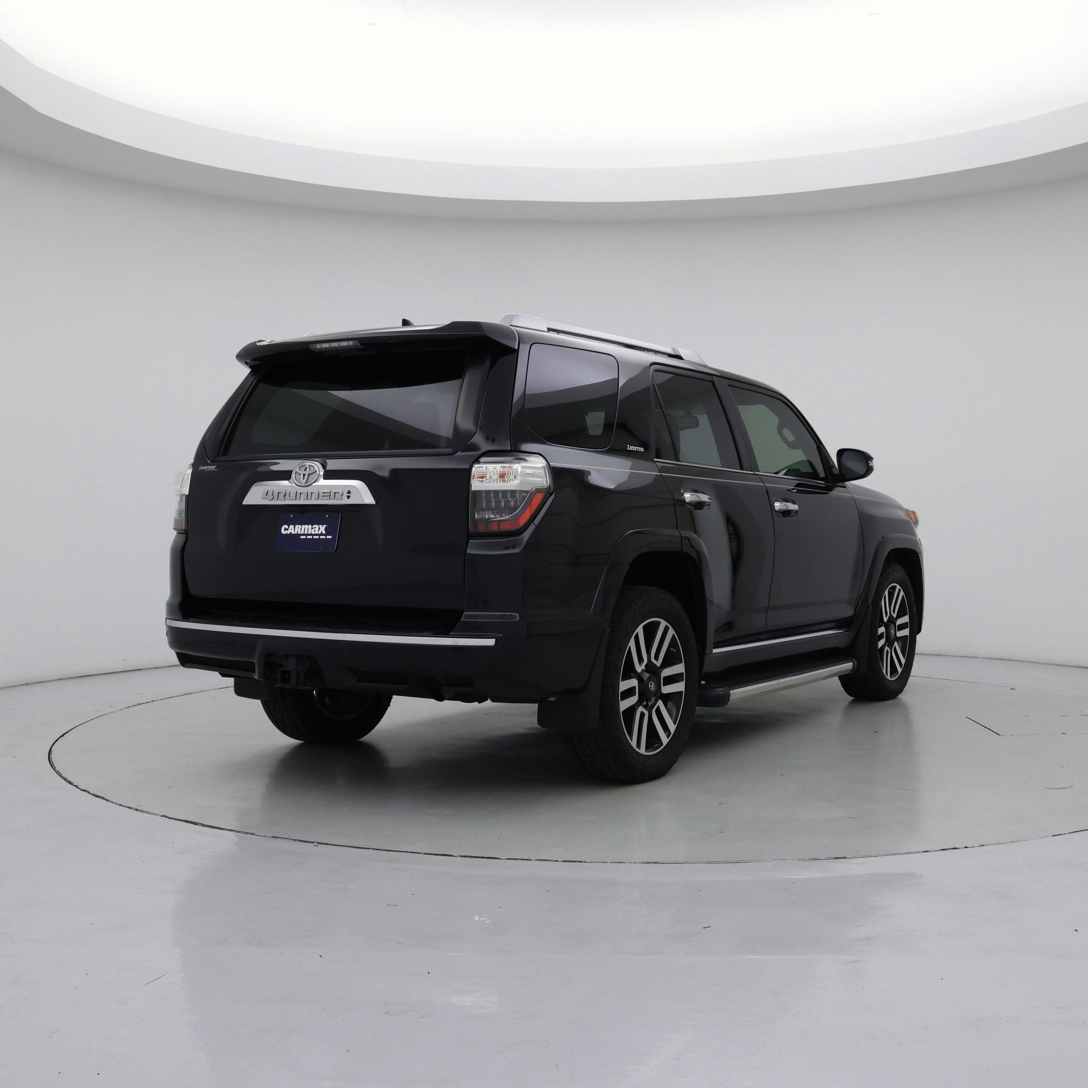 Thumbnail: 2016 Toyota 4Runner - 8