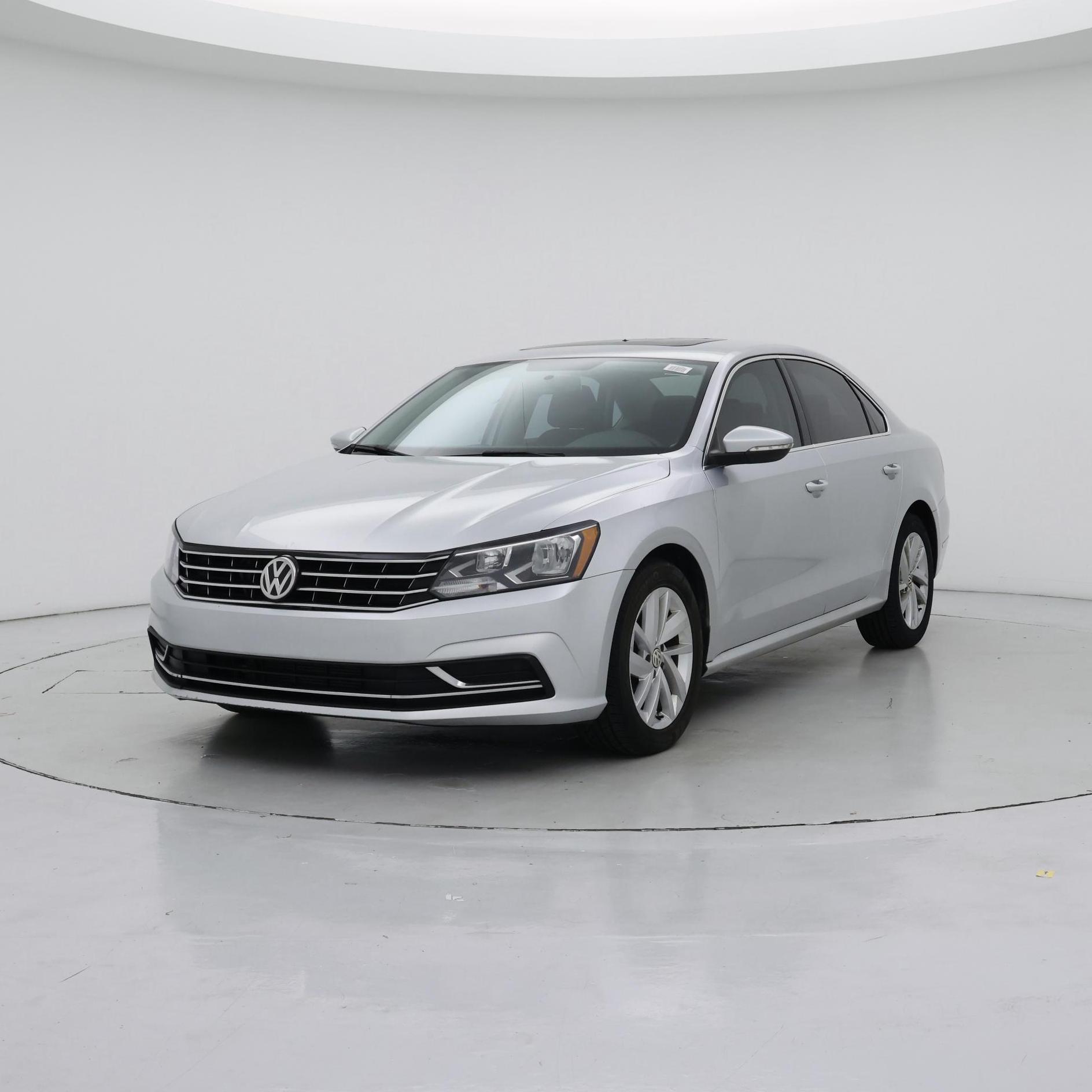 Thumbnail: 2018 Volkswagen Passat - 4
