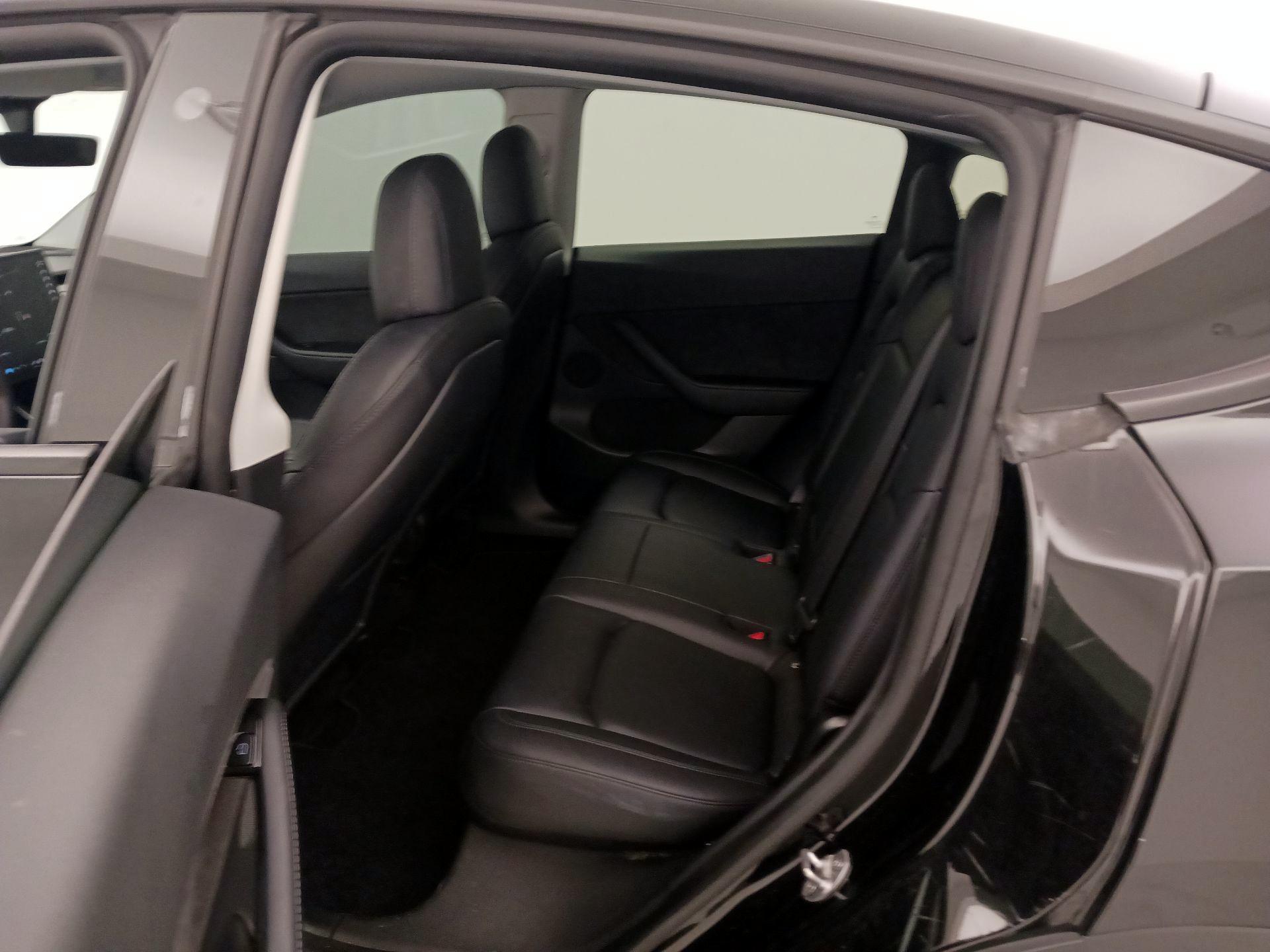 Thumbnail: 2021 Tesla Model Y - 20