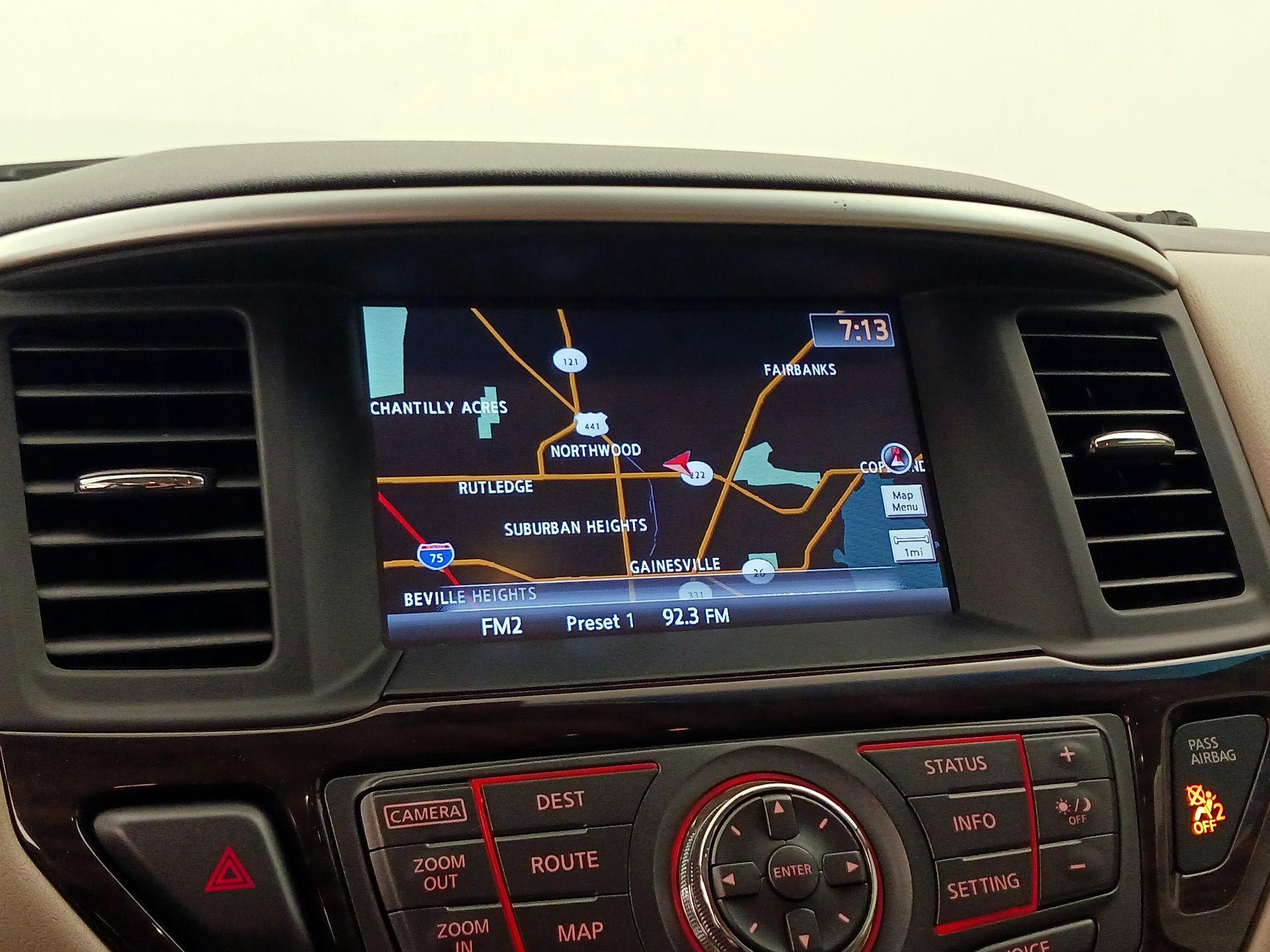Thumbnail: 2016 Nissan Pathfinder - 14