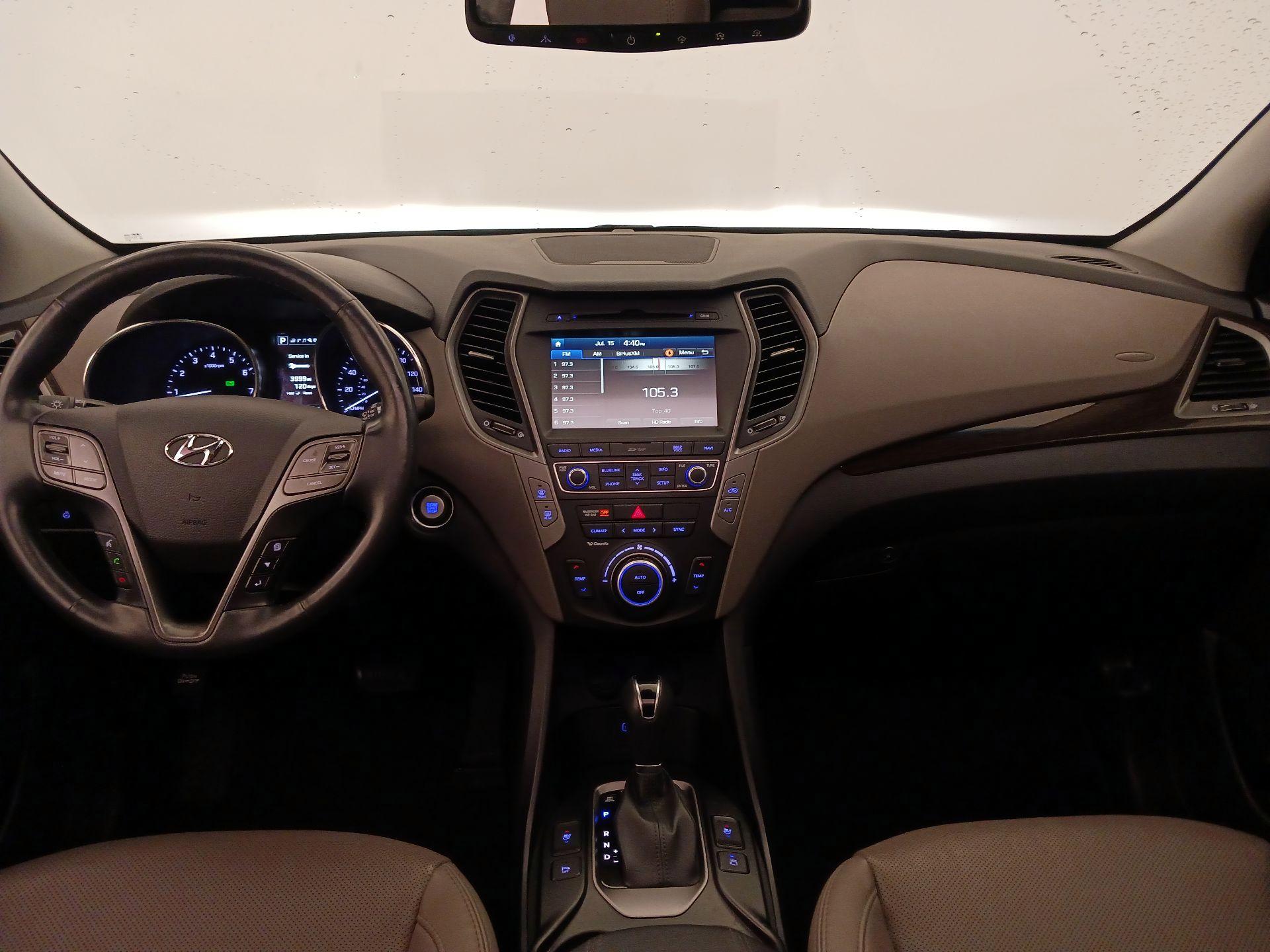 Thumbnail: 2017 Hyundai Santa Fe - 9