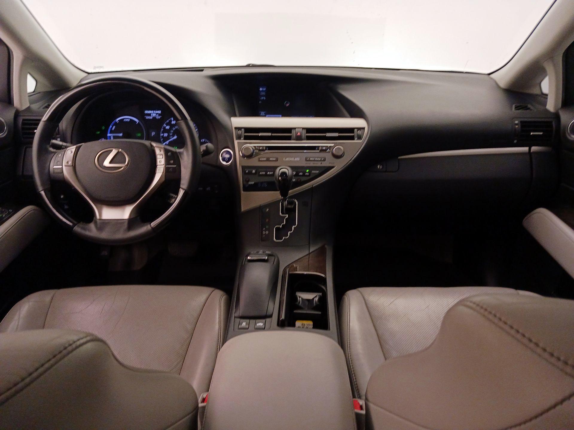 Thumbnail: 2015 Lexus RX - 9