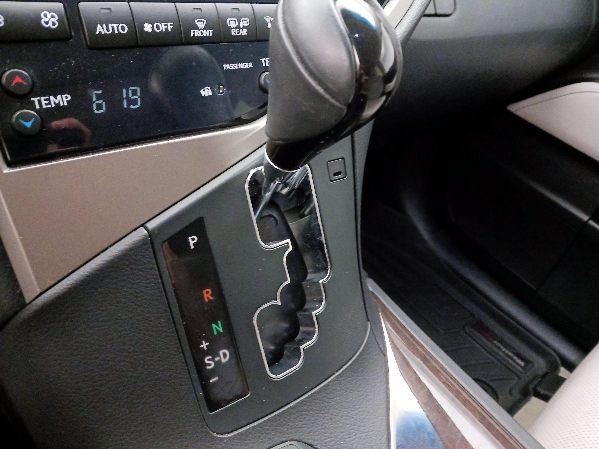 Thumbnail: 2015 Lexus RX - 18
