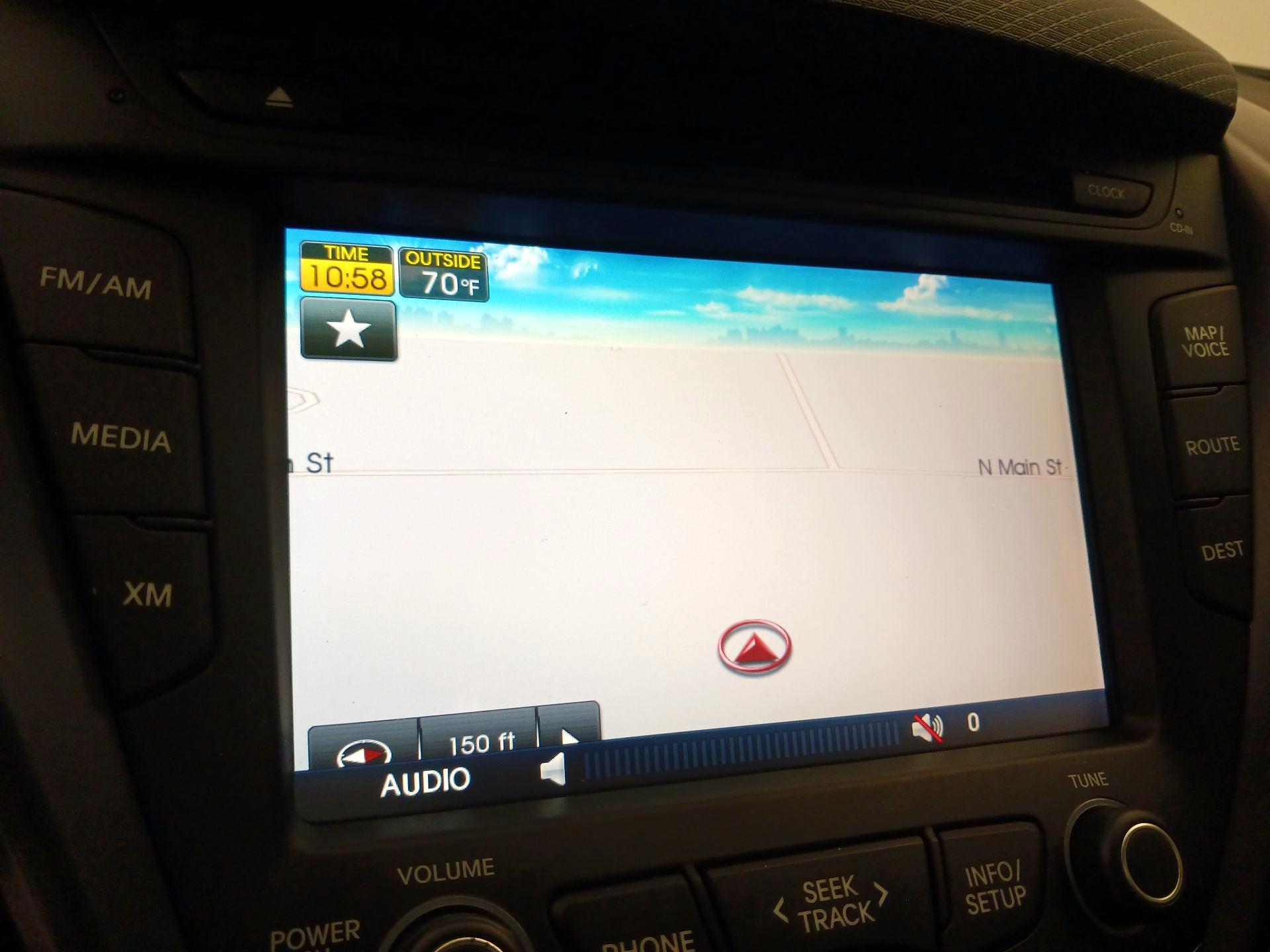 Thumbnail: 2015 Hyundai Veloster - 14