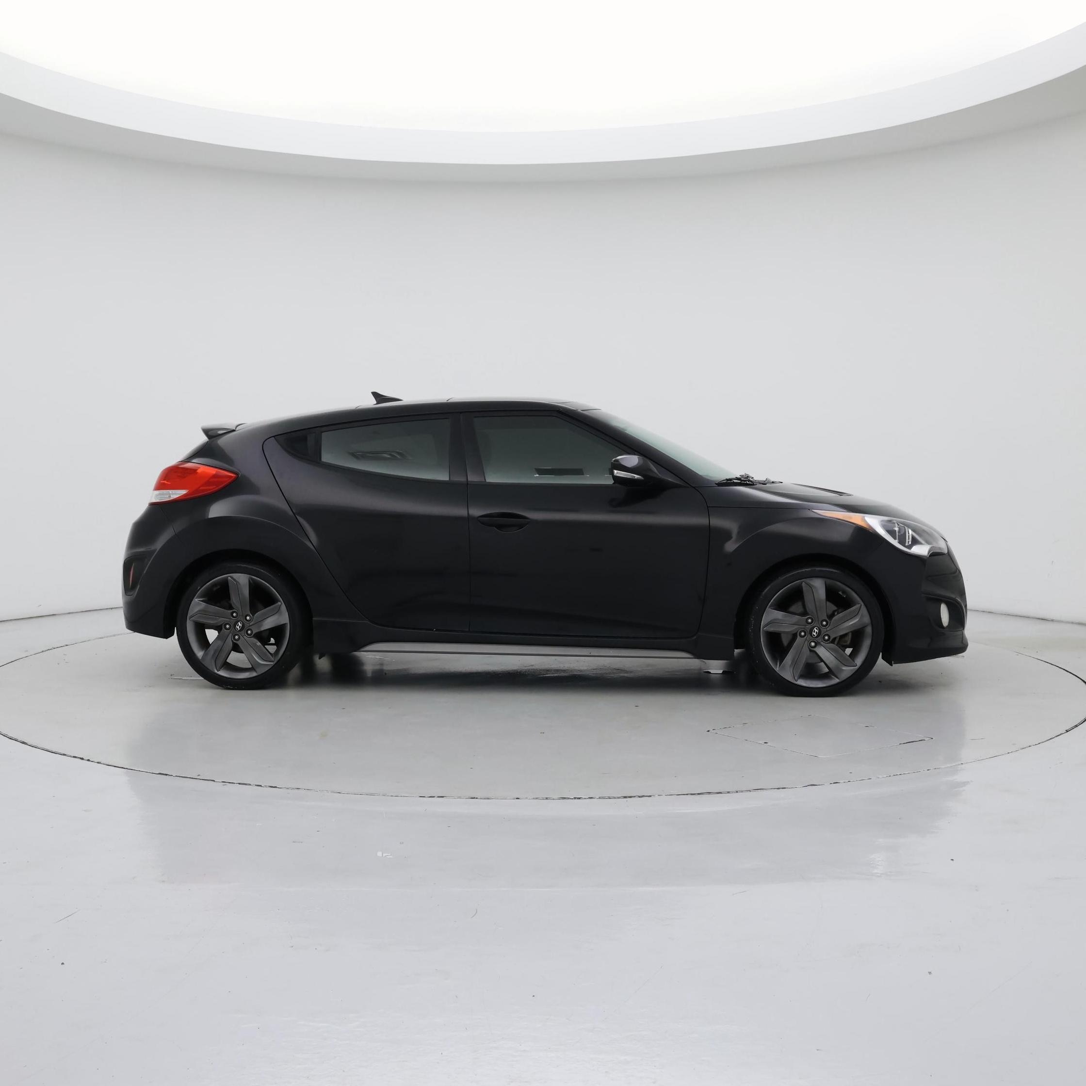Thumbnail: 2015 Hyundai Veloster - 7