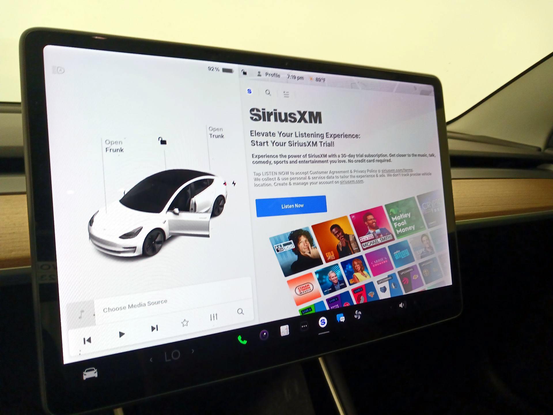 Thumbnail: 2020 Tesla Model 3 - 15