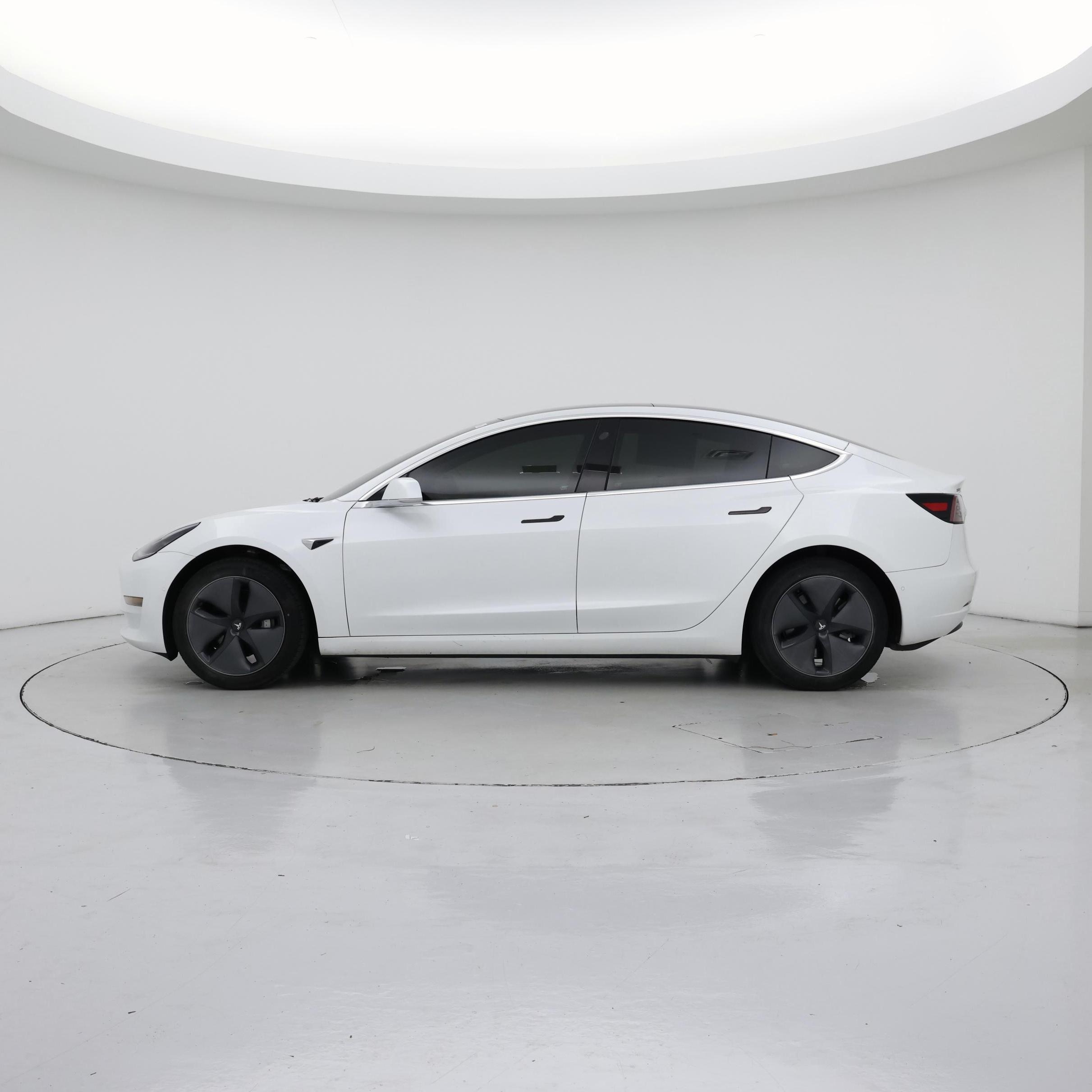 Thumbnail: 2020 Tesla Model 3 - 3
