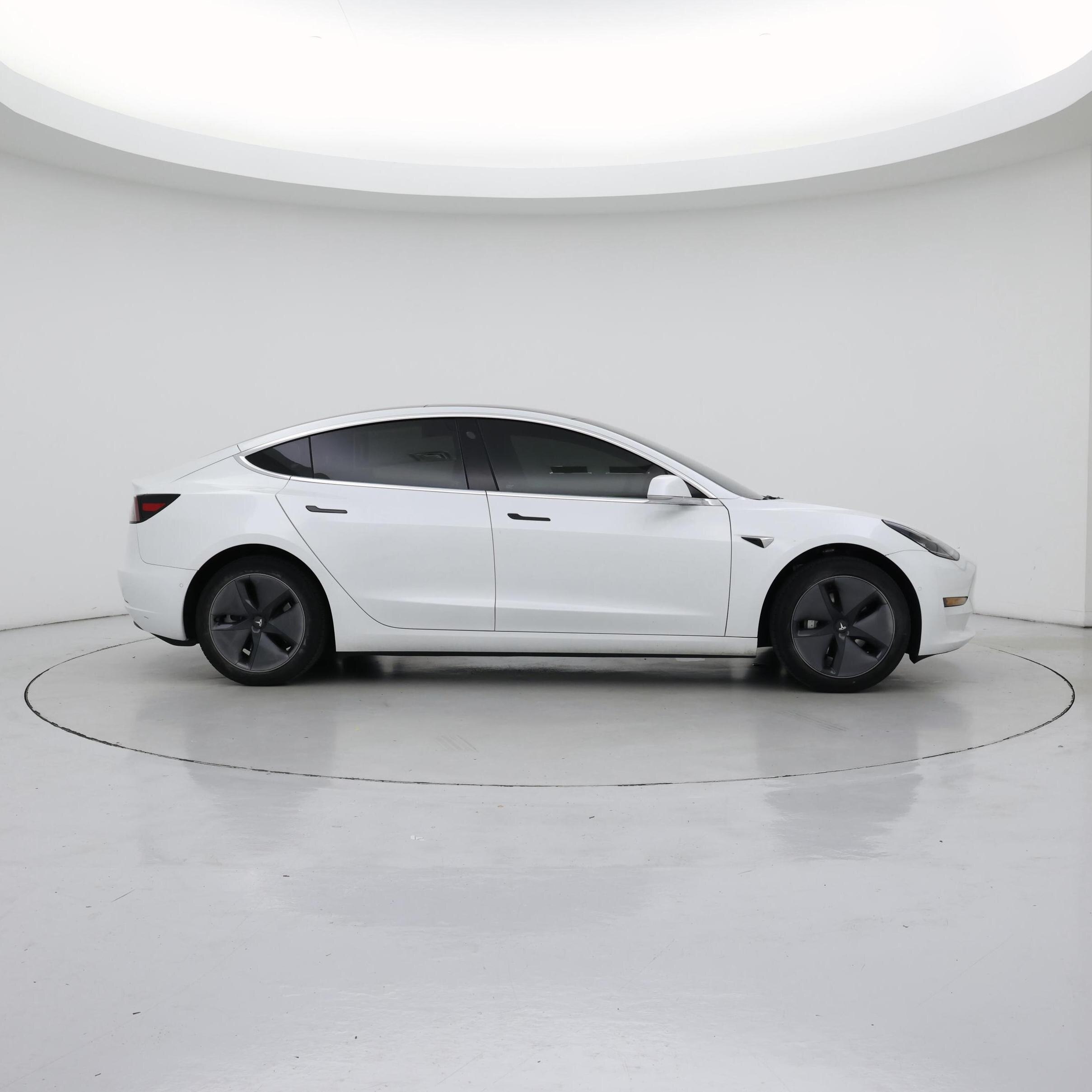 Thumbnail: 2020 Tesla Model 3 - 7